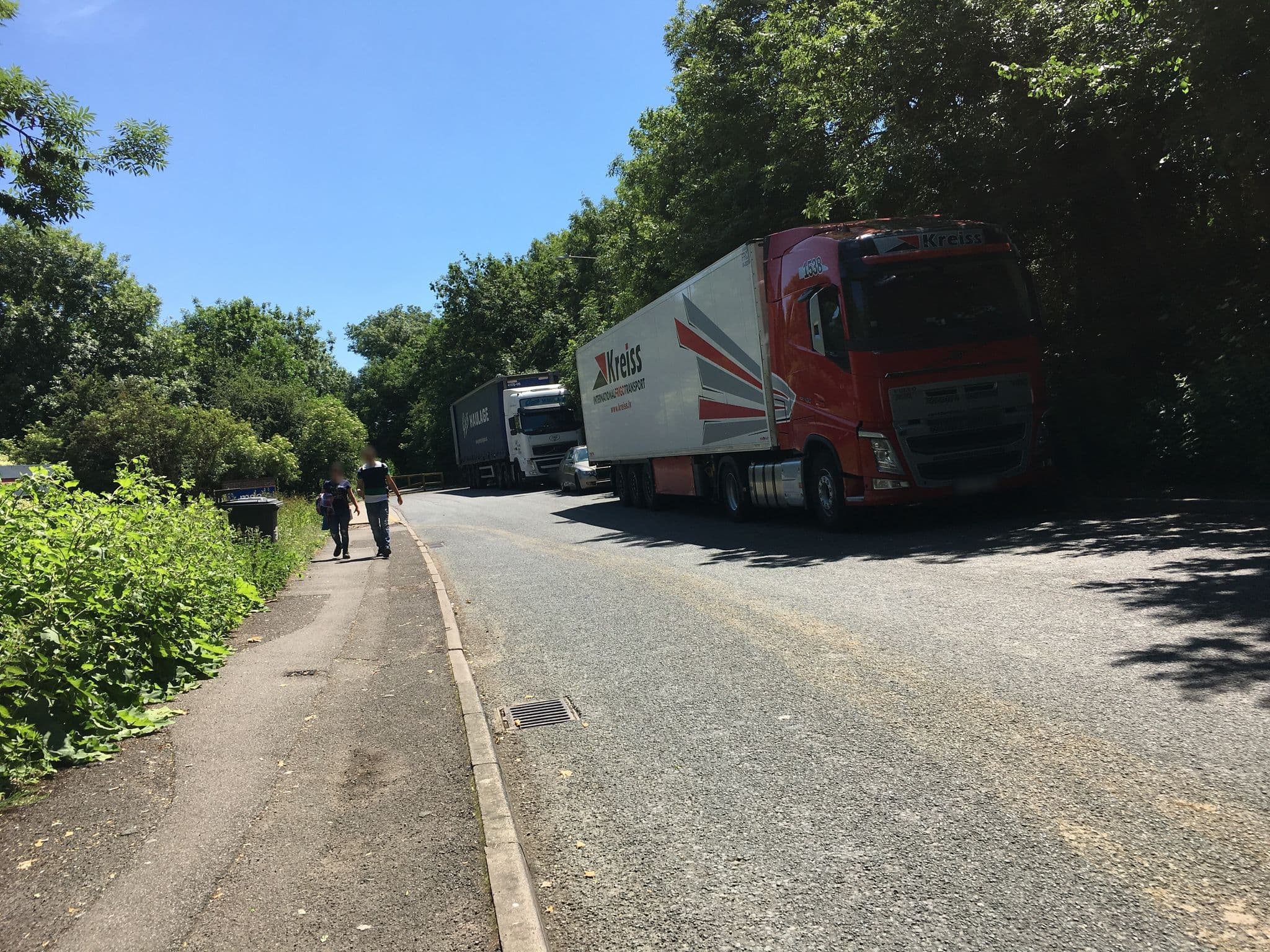 Street view near Hotel Scania, Rugby — © gness (CC BY-SA · Mapillary)