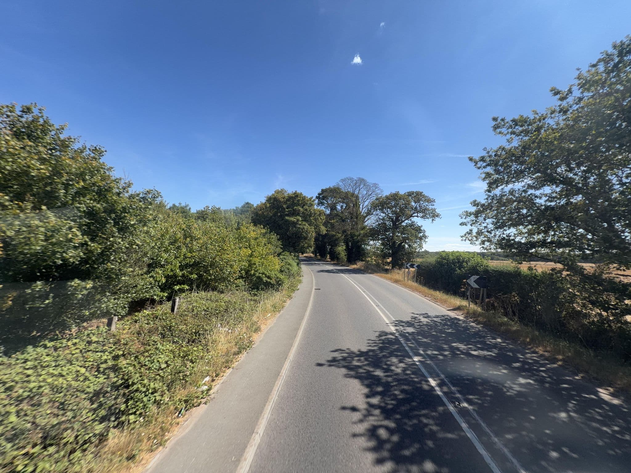 Street view near Coombe Abbey Hotel, Brinklow — © gness (CC BY-SA · Mapillary)