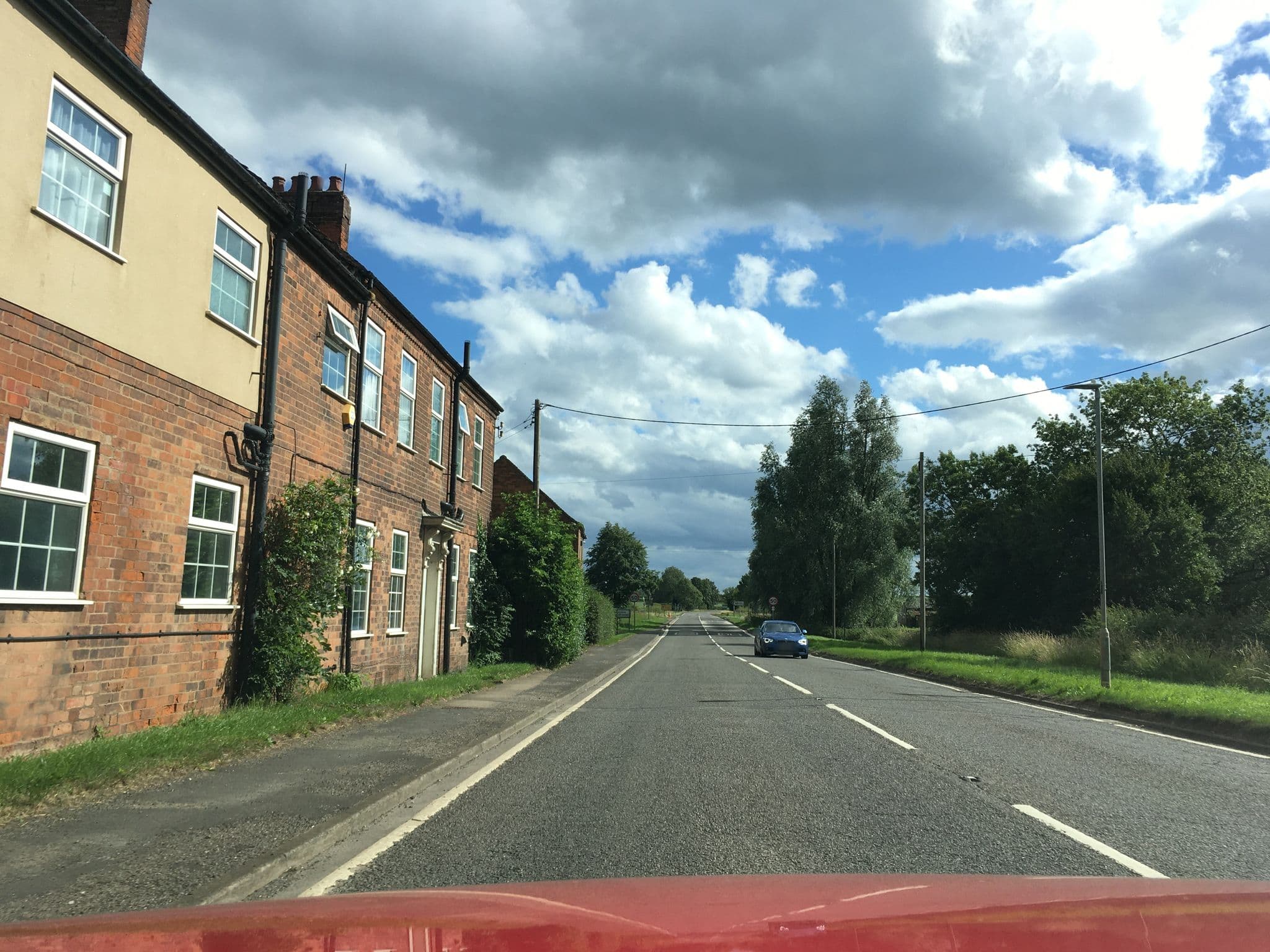 Street view near Millers Hotel, Atherstone — © southglos (CC BY-SA · Mapillary)