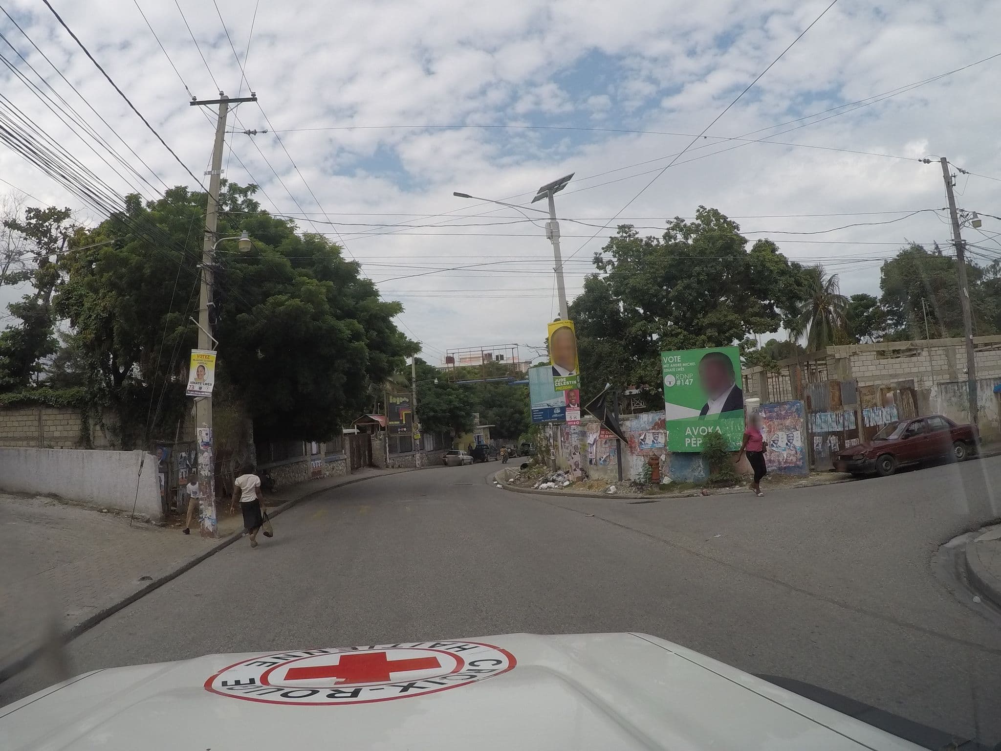 Street view near Hôtel Charly, Port-au-Prince — © danbjoseph (CC BY-SA · Mapillary)