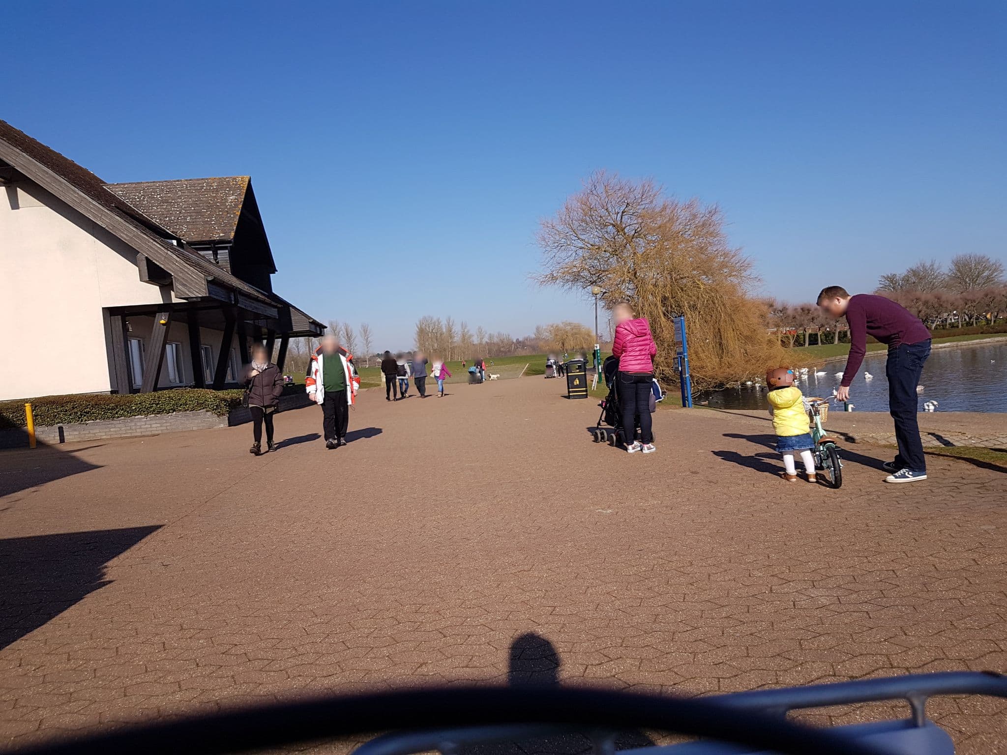 Street view near Premier Inn Milton Keynes East (Willen Lake), Milton Keynes — © cyclestreets (CC BY-SA · Mapillary)