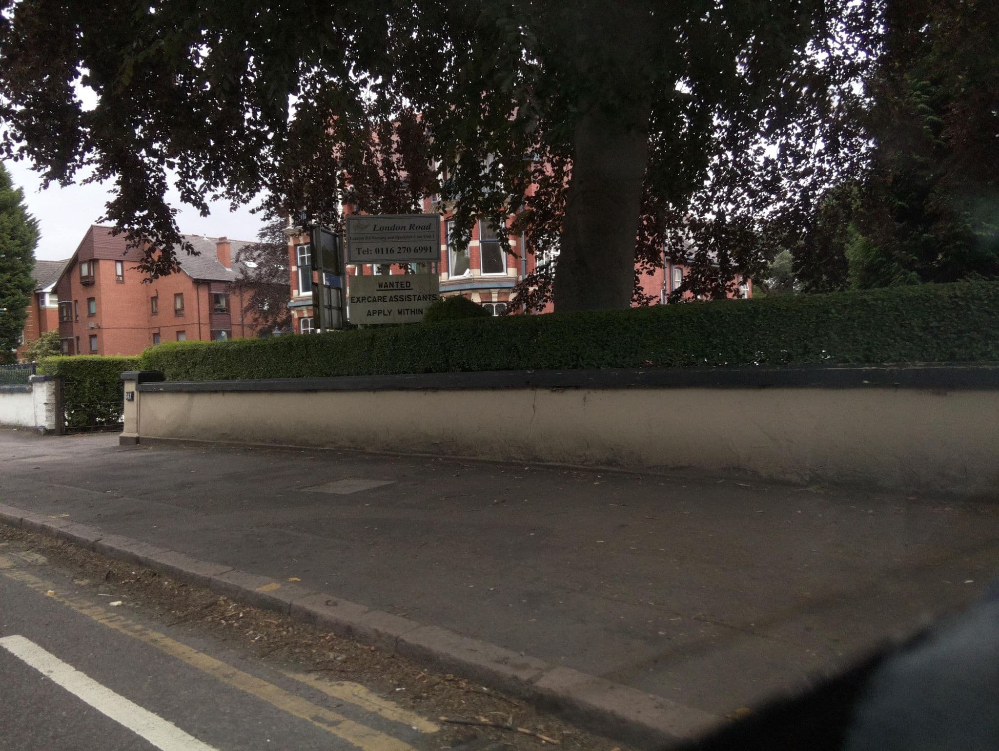 Street view near Regency Hotel Stoneygate Leicester, Oadby — © southglos (CC BY-SA · Mapillary)