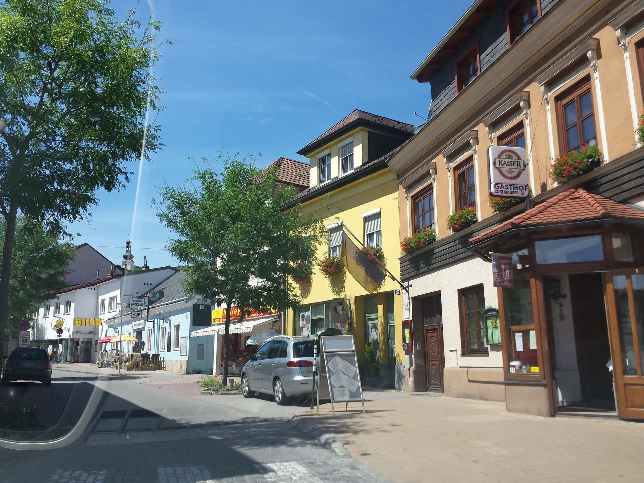 Street view near Gasthof Maurer, Gloggnitz — © rudolfmayer (CC BY-SA · Mapillary)