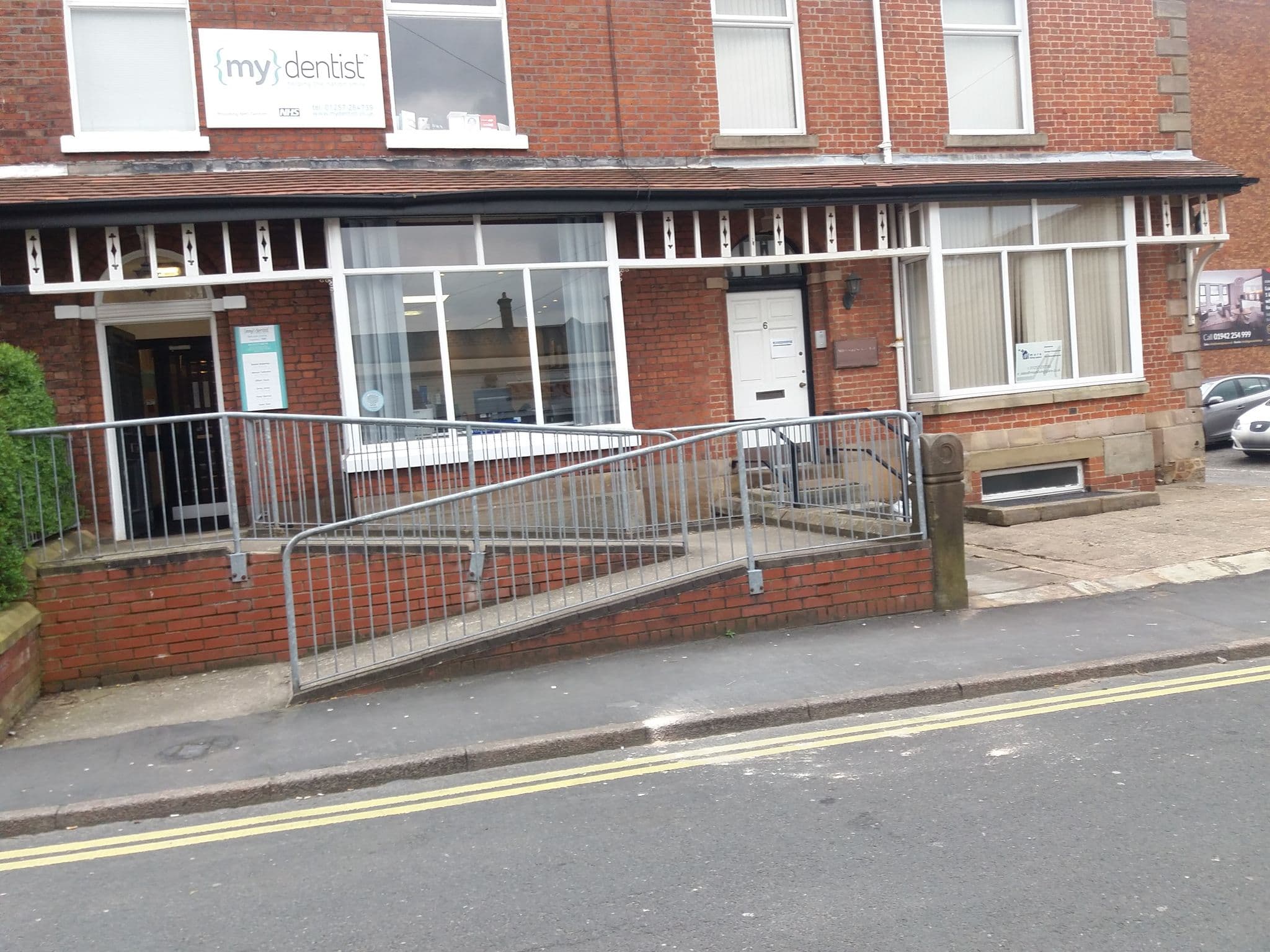 Street view near Theatre Hotel Chorley, Chorley — © tonys999 (CC BY-SA · Mapillary)