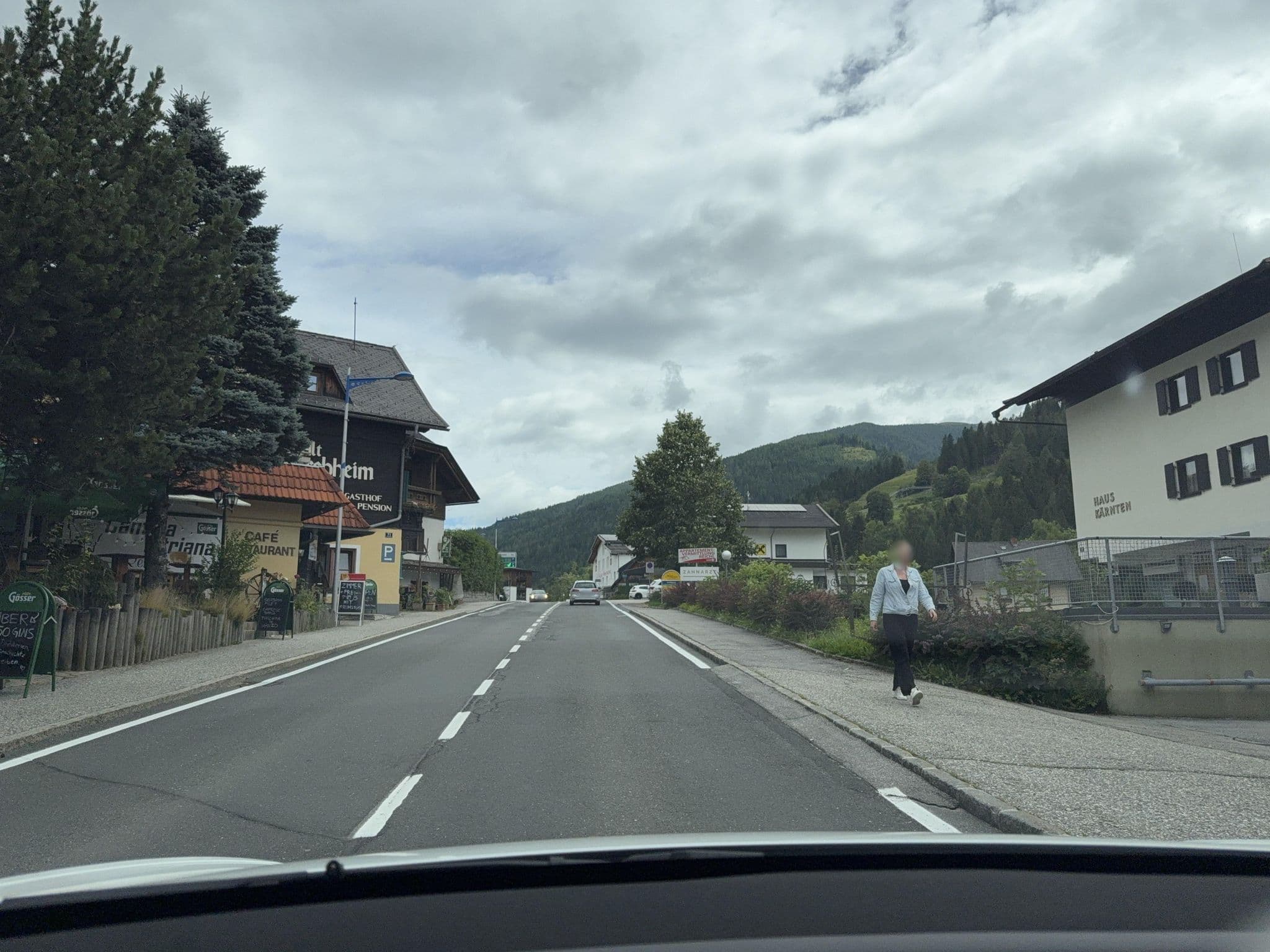 Street view near Haus Kärnten, Radenthein — © ottor (CC BY-SA · Mapillary)