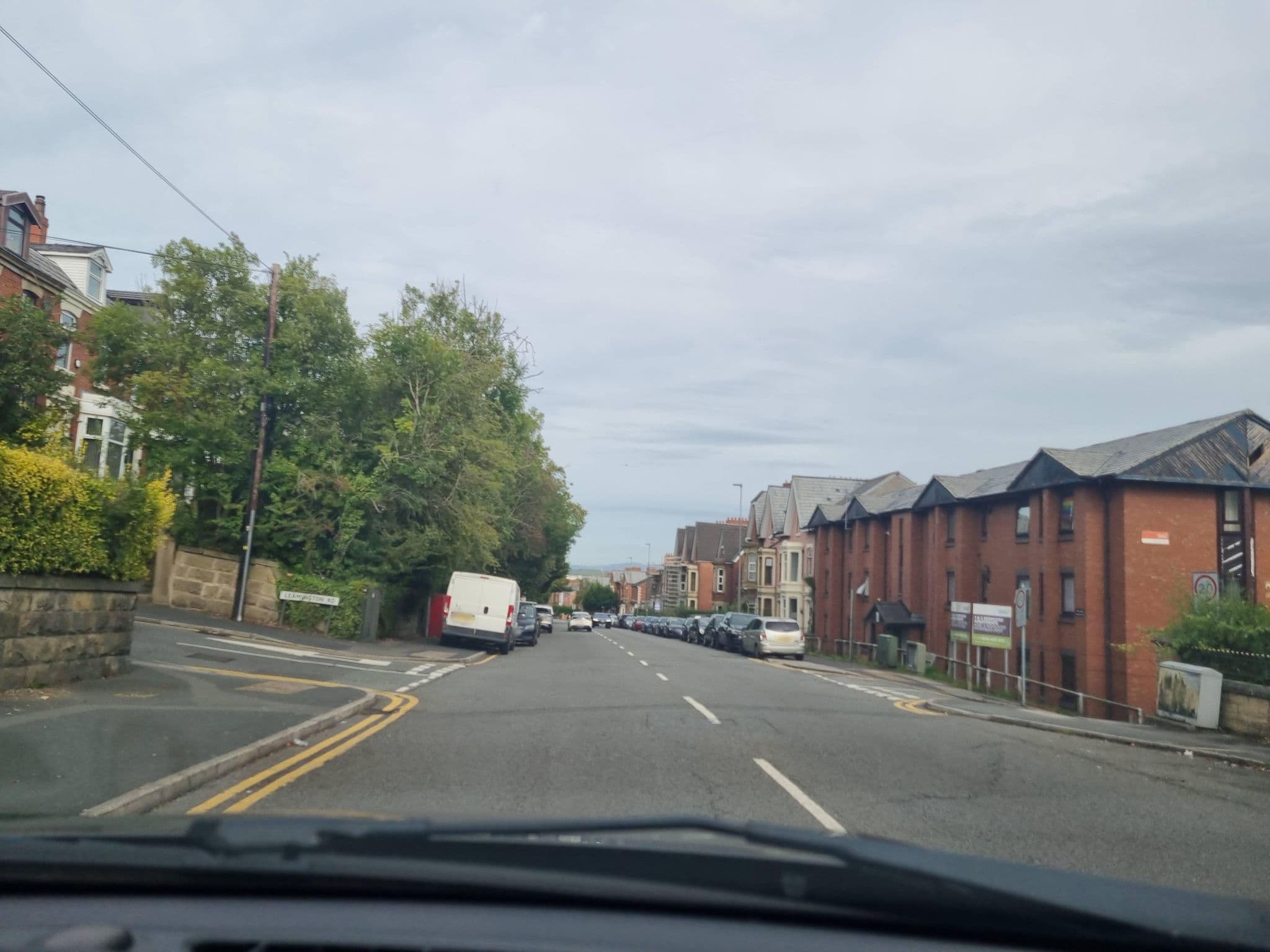 Street view near Oaklands Hotel, Blackburn — © mappo2 (CC BY-SA · Mapillary)