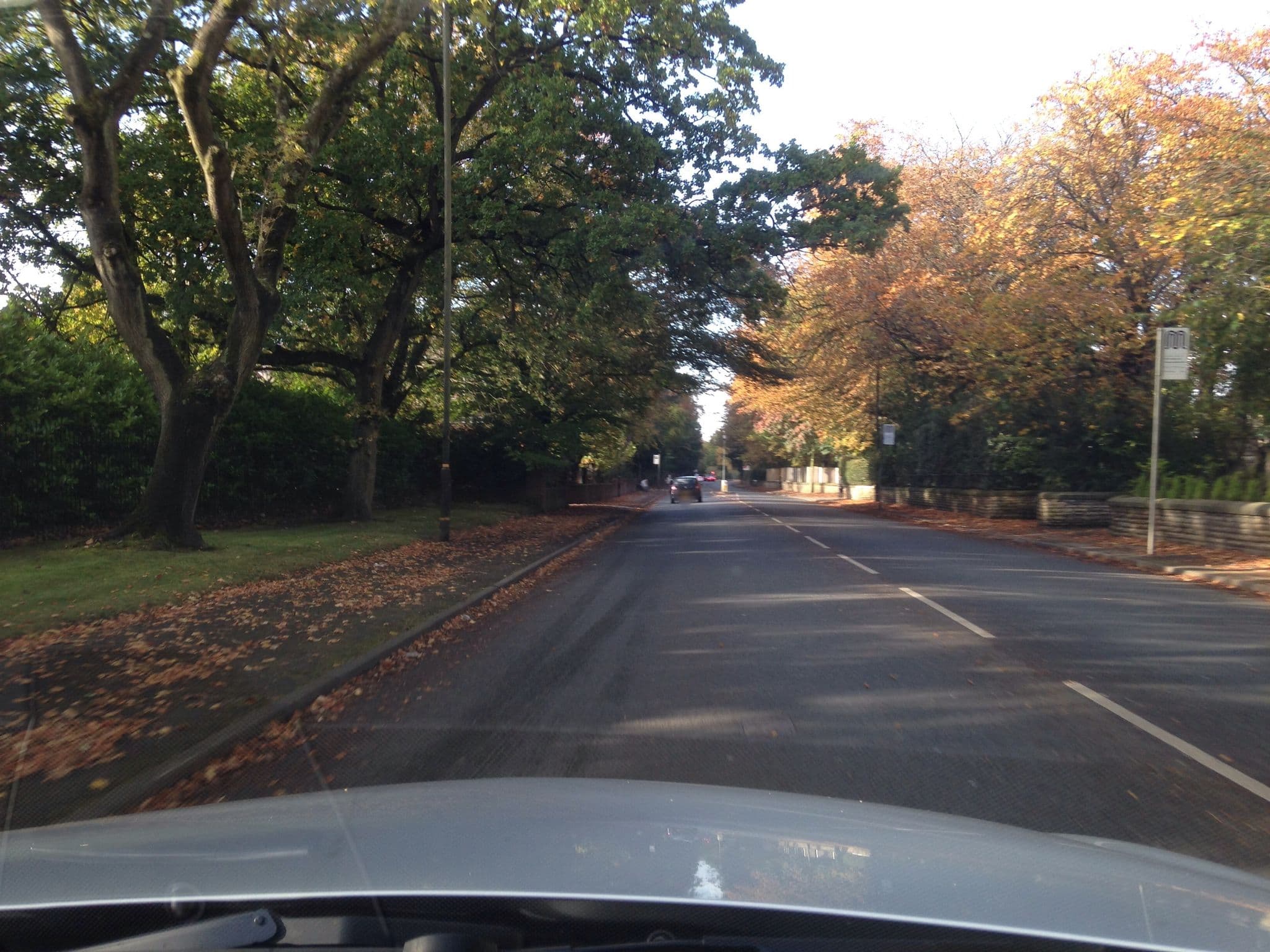 Street view near Jennys, Hale Barns — © julianlb (CC BY-SA · Mapillary)