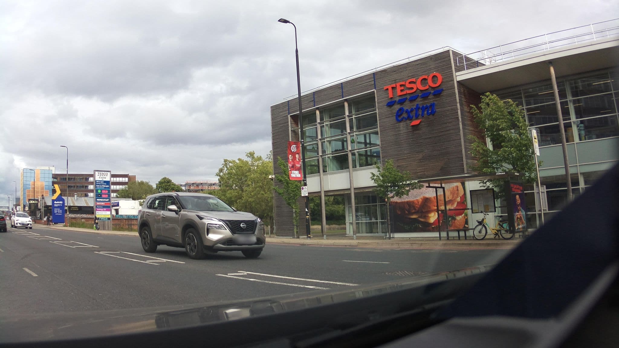 Street view near Chester Court Hotel, Old Trafford — © southglos (CC BY-SA · Mapillary)