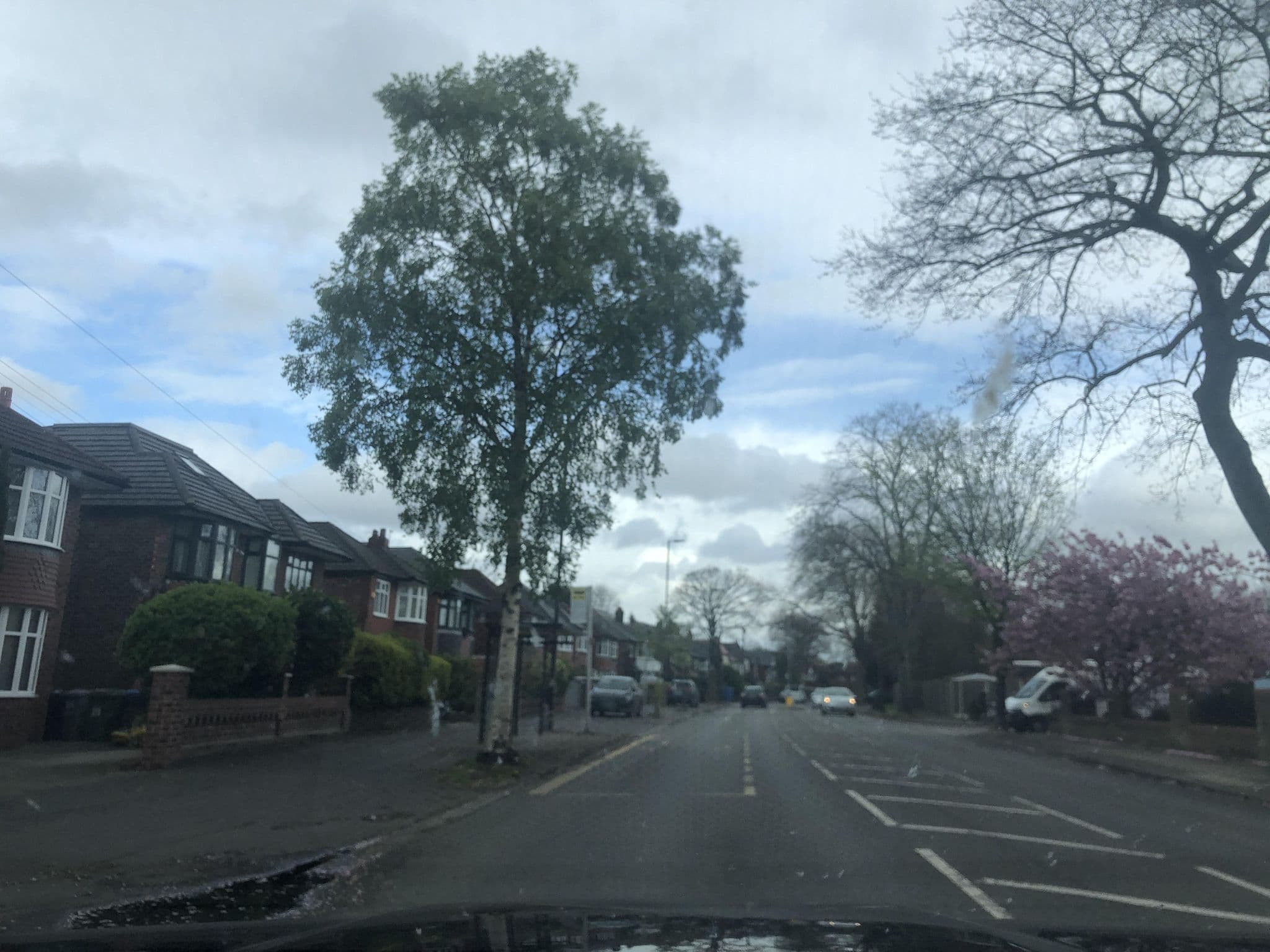 Street view near Braeside, Stretford — © laye (CC BY-SA · Mapillary)