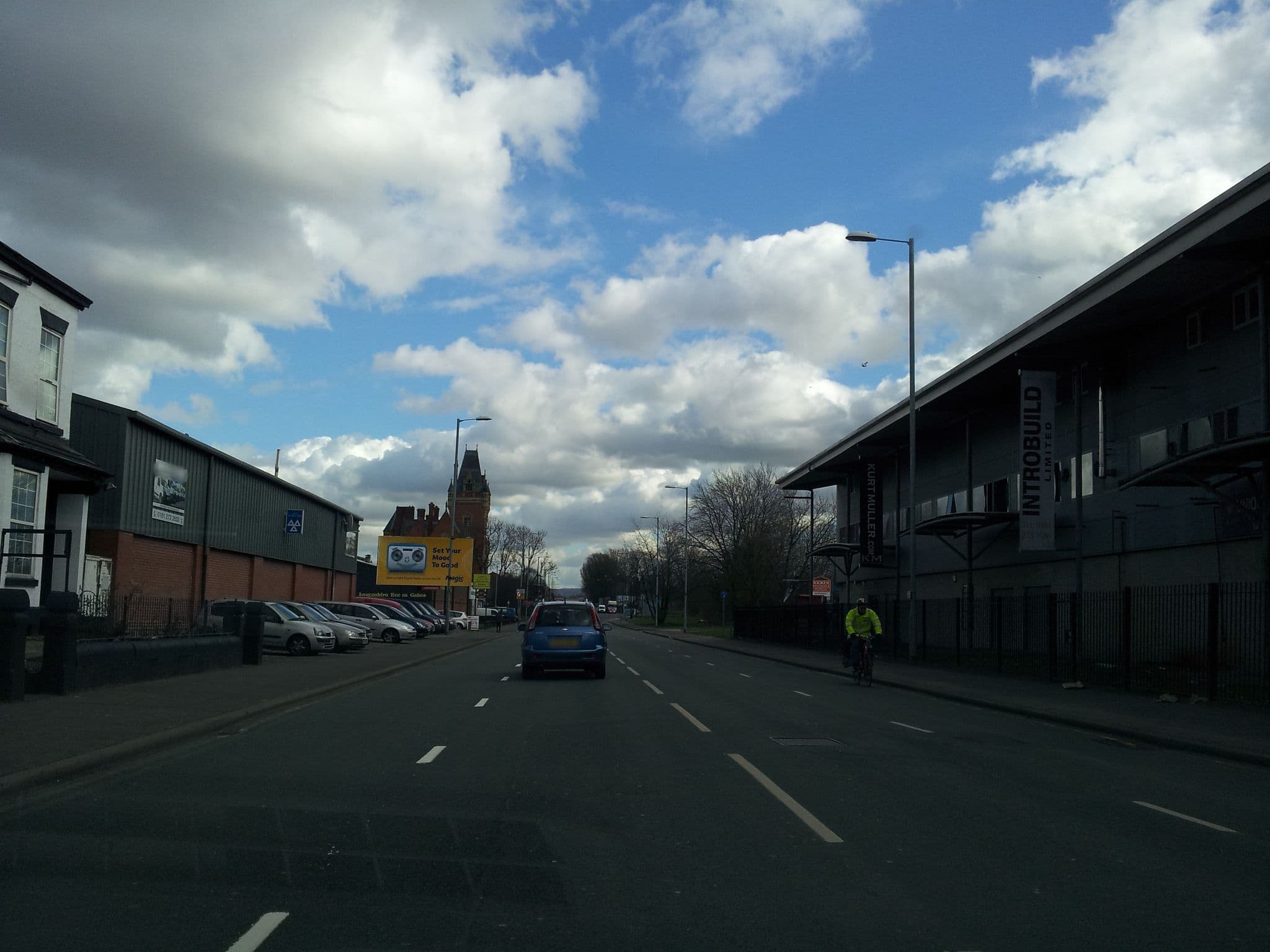 Street view near Oppollo Lodge, Manchester — © adam2 (CC BY-SA · Mapillary)