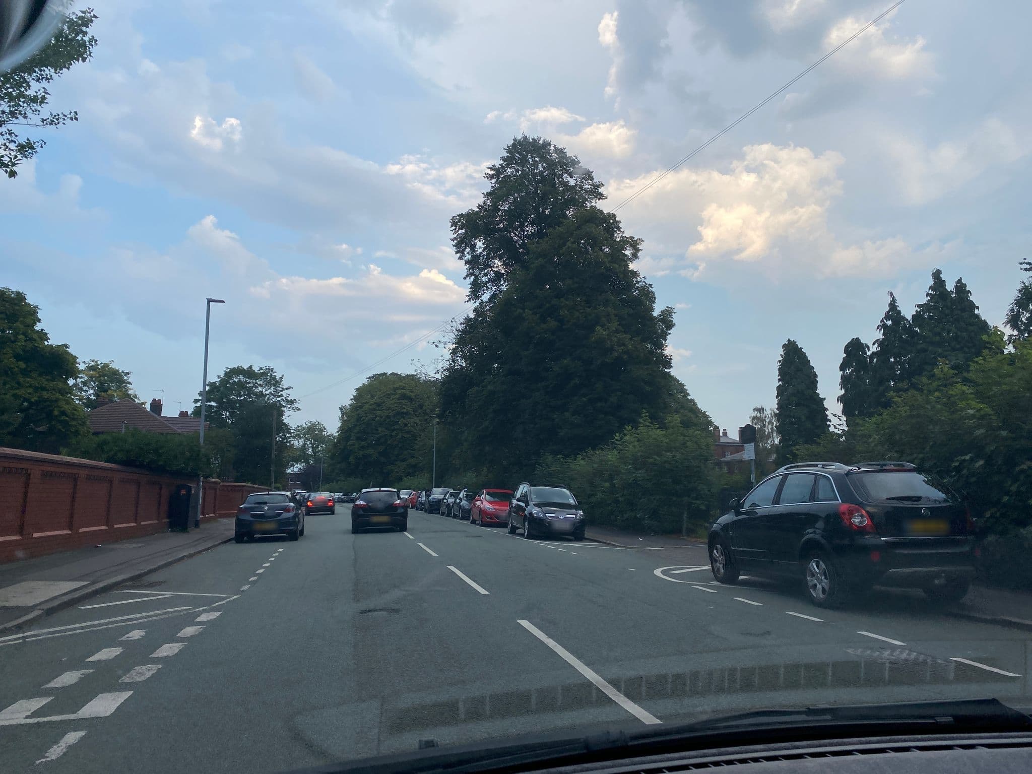 Street view near Elton Bank Hotel, Fallowfield — © technicalfault (CC BY-SA · Mapillary)