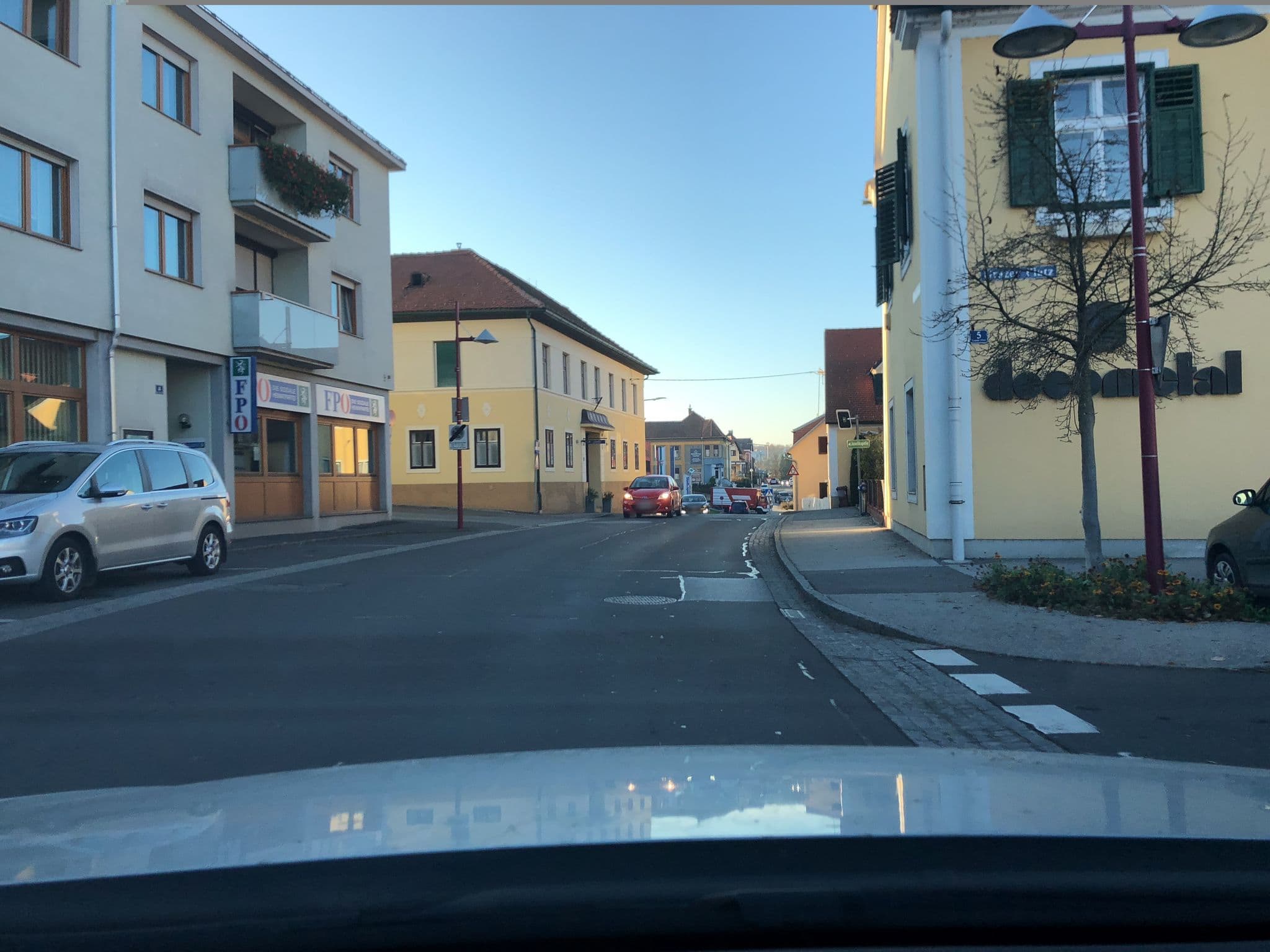 Street view near Gasthof Fasch & Gölles OG, Fürstenfeld — © vplus (CC BY-SA · Mapillary)