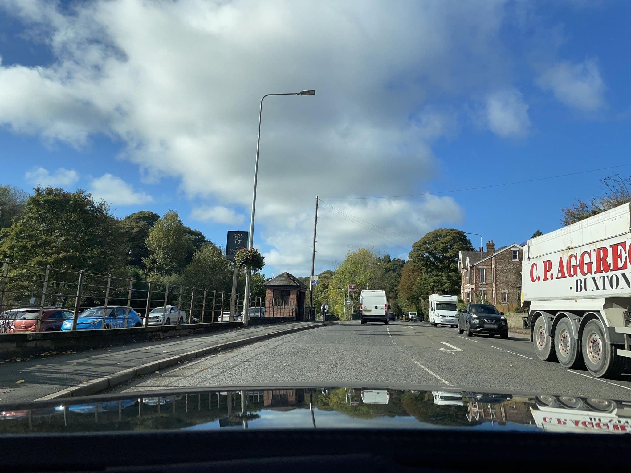 Street view near Hilton Moorside Hotel Disley, Disley — © wasd42 (CC BY-SA · Mapillary)