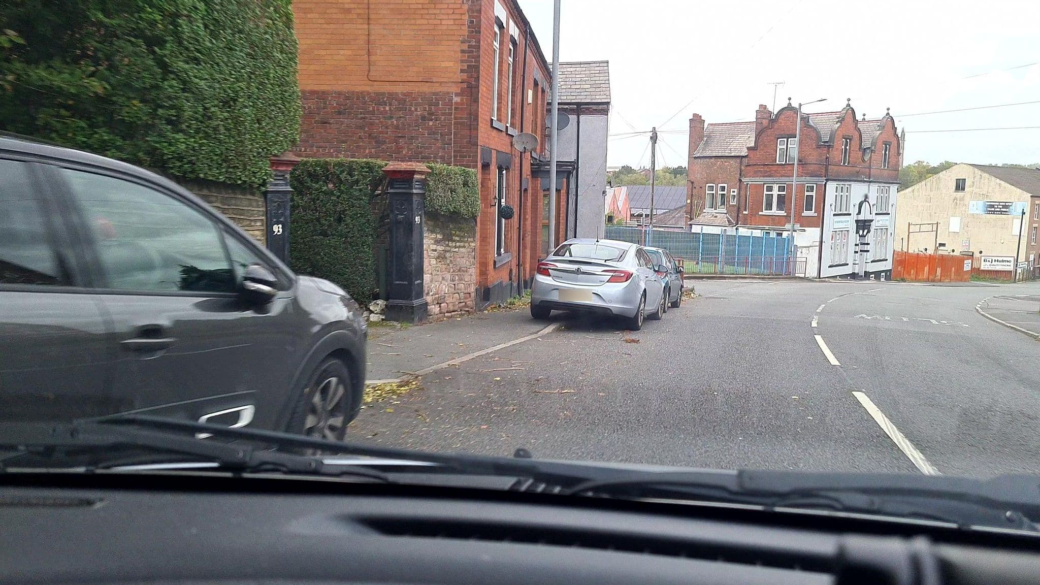 Street view near Barton Villa Hotel Manchester, Dukinfield — © mappo2 (CC BY-SA · Mapillary)