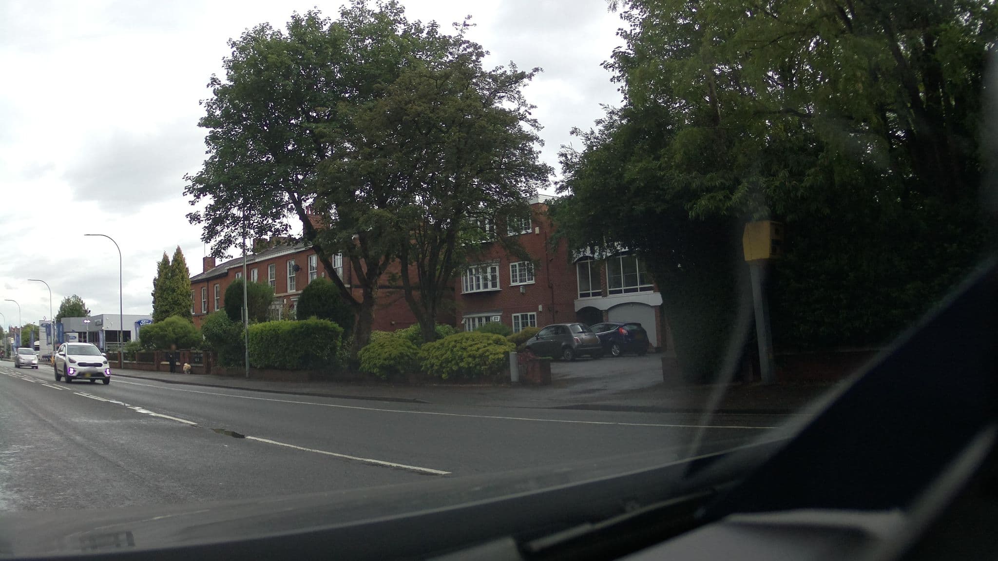 Street view near The Probation Service, Heaton Chapel — © southglos (CC BY-SA · Mapillary)