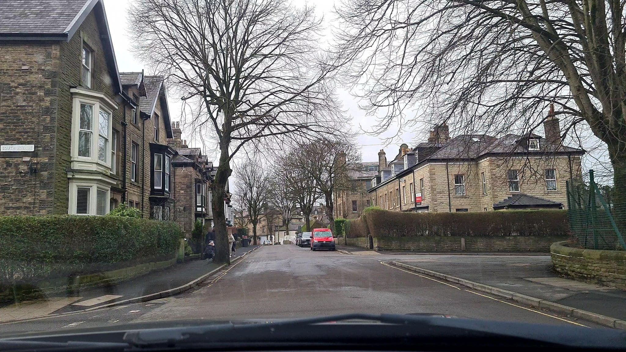 Street view near Biggin Hall, Buxton — © mappo2 (CC BY-SA · Mapillary)