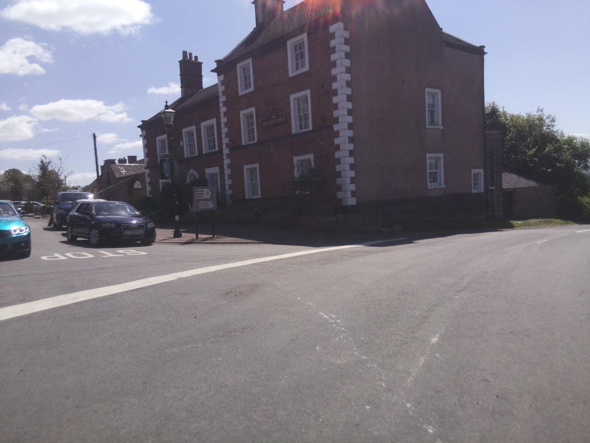 Street view near Crewe and Harpur Arms, Buxton — © southglos (CC BY-SA · Mapillary)