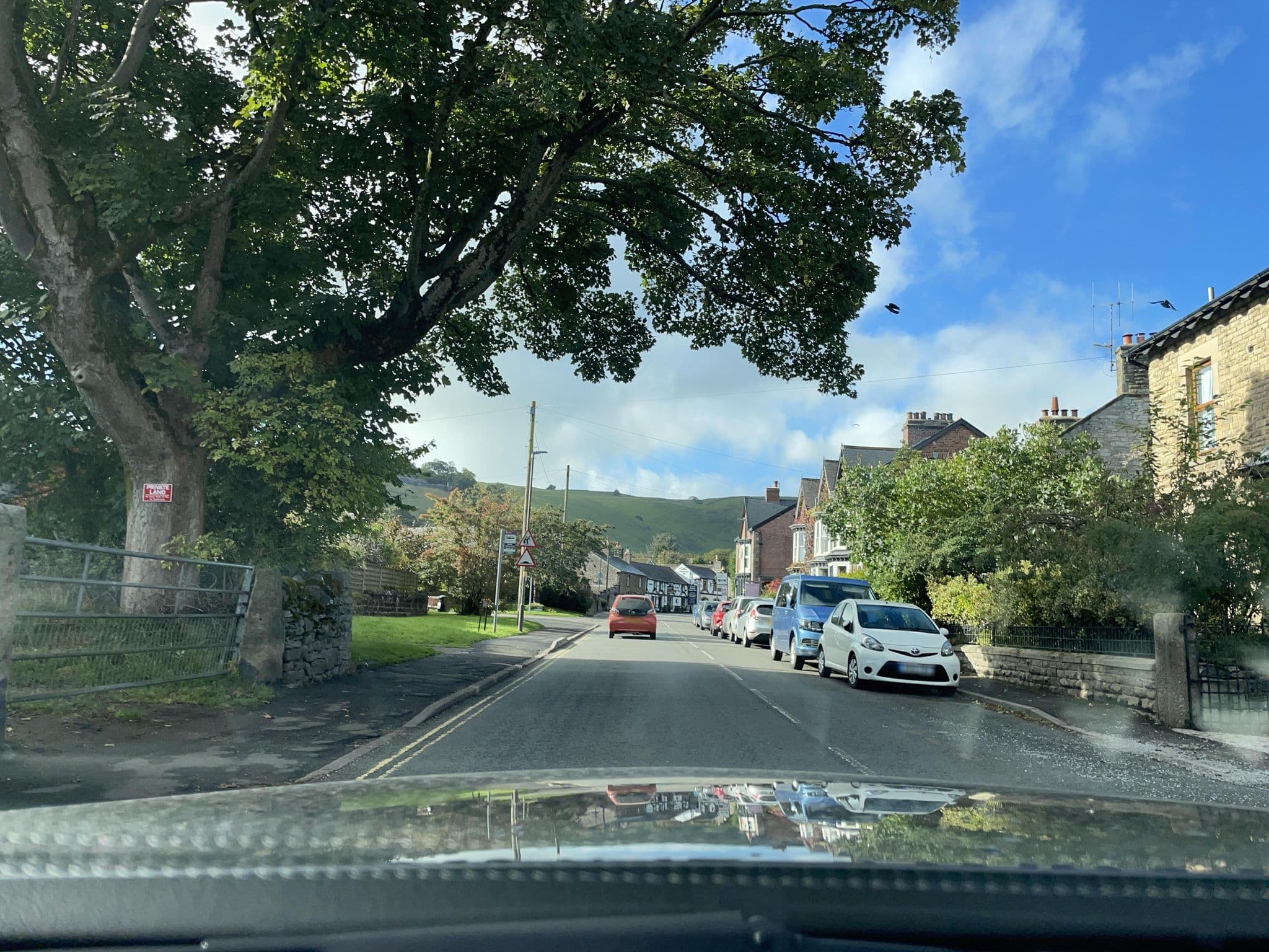 Street view near Windmill Hotel, Hope Valley — © wasd42 (CC BY-SA · Mapillary)