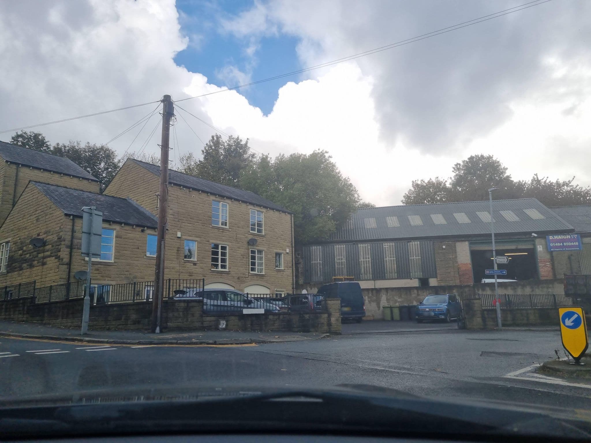 Street view near Stepping Stones Hospitality Industry Consultant, Meltham — © mappo2 (CC BY-SA · Mapillary)