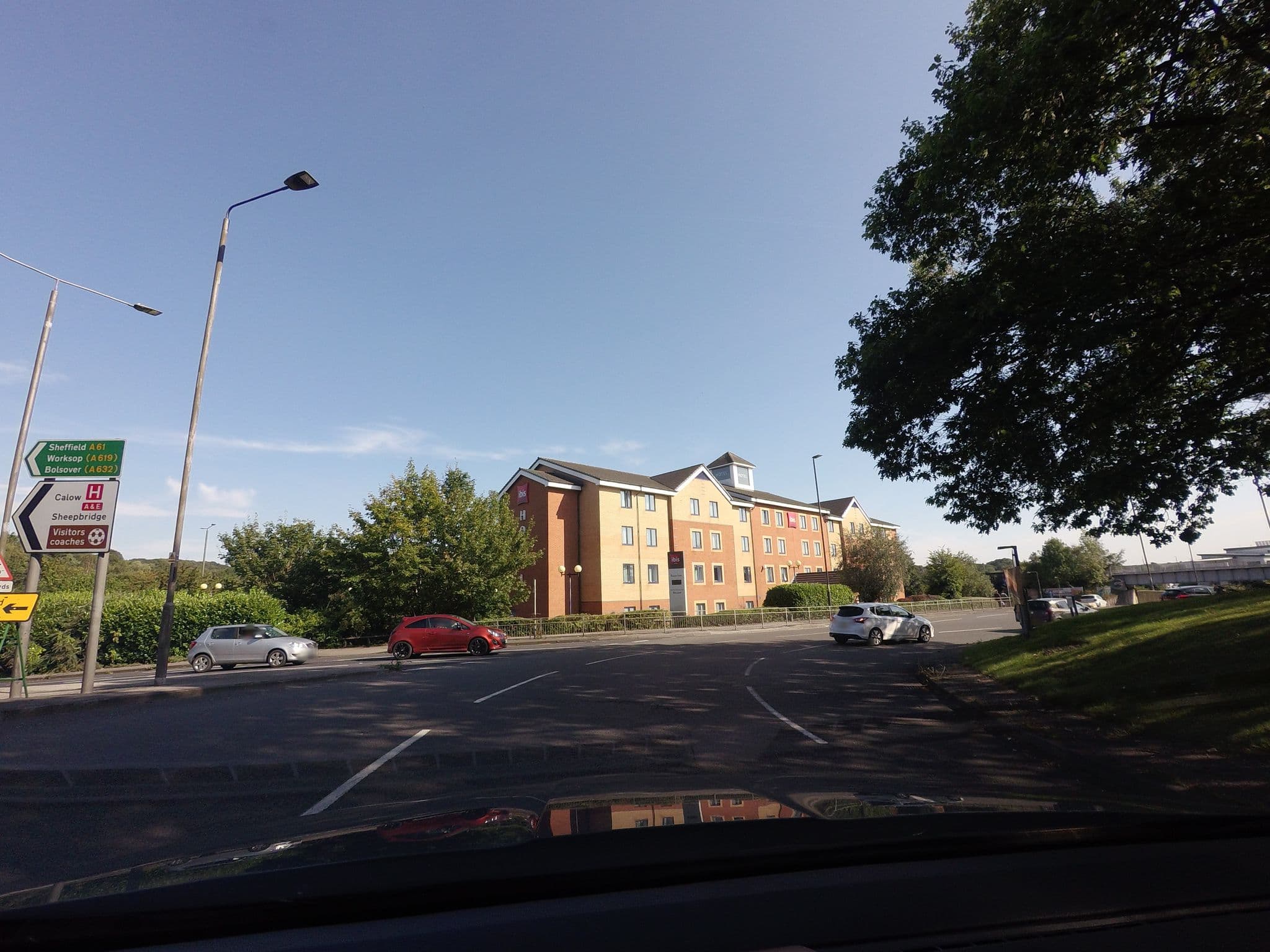Street view near ibis Chesterfield Centre - Market Town, Chesterfield — © tallguy (CC BY-SA · Mapillary)