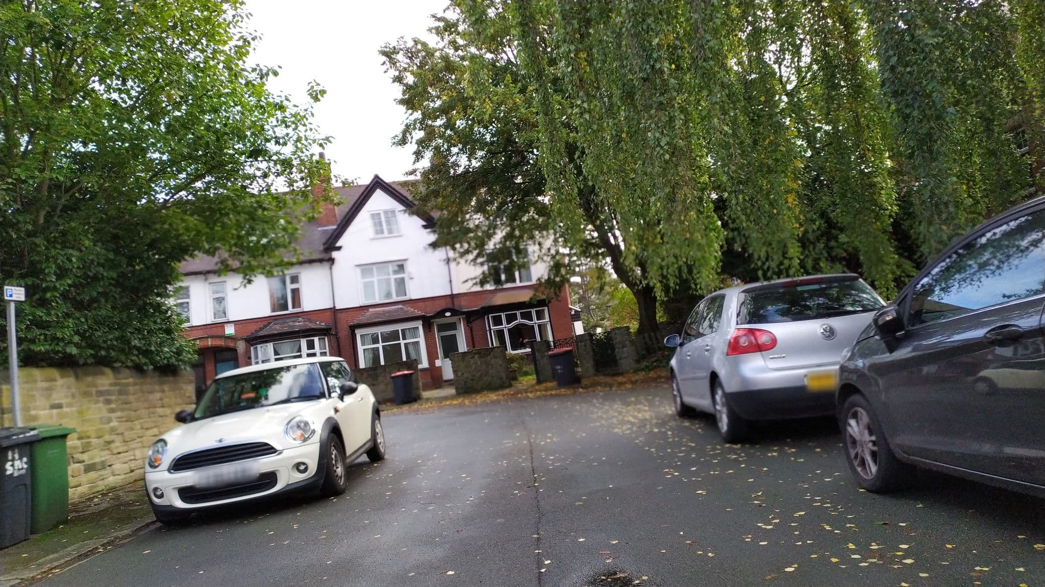 Street view near Saint Michaels Guest House, Chapel Allerton — © mapz4lolz (CC BY-SA · Mapillary)