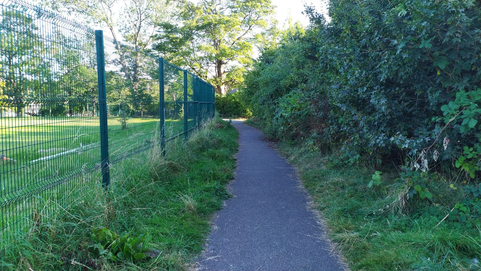 Street view near Aragon Hotel, Chapel Allerton — © mapz4lolz (CC BY-SA · Mapillary)