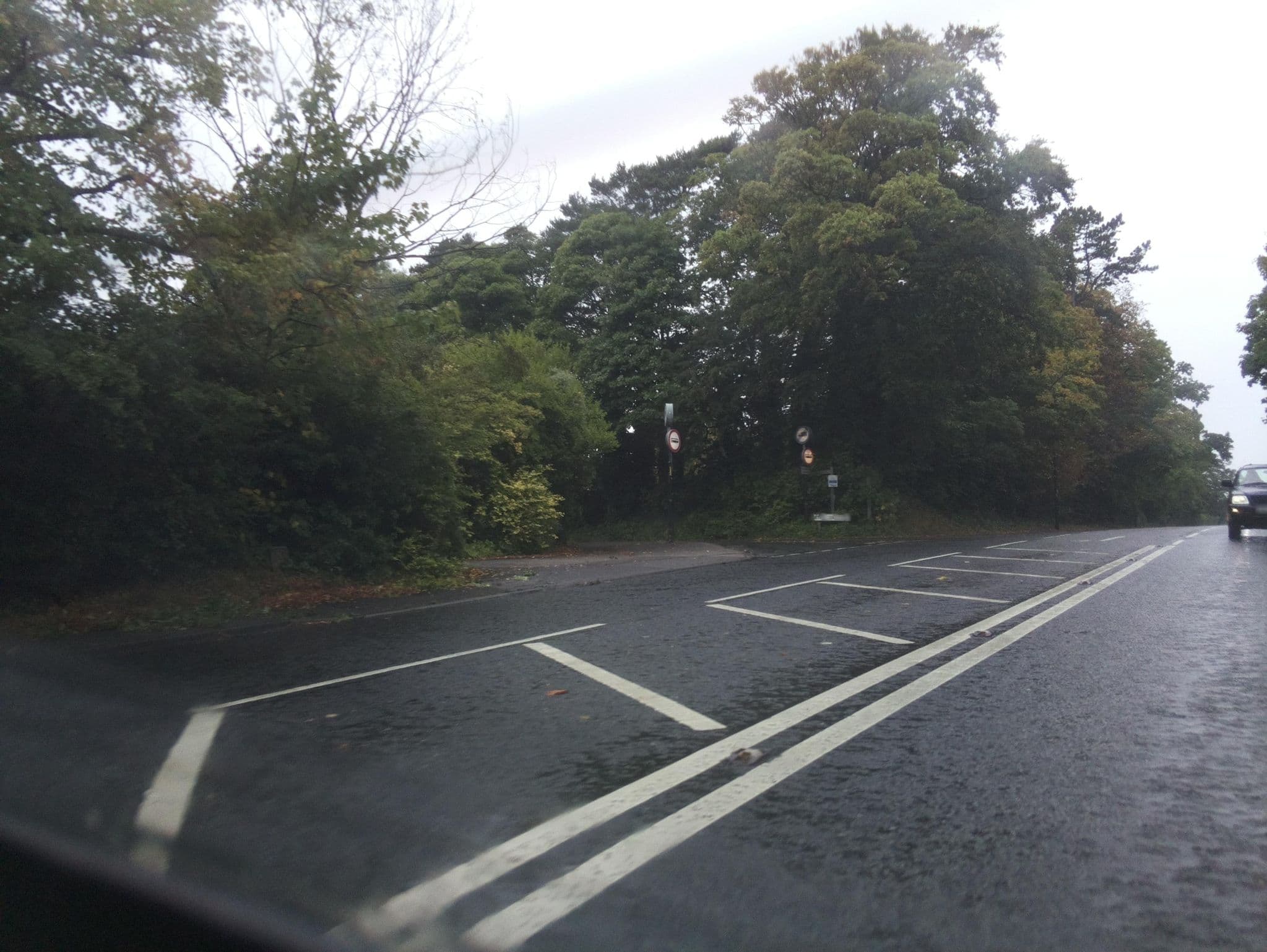 Street view near Mousekehouse, Pannal — © southglos (CC BY-SA · Mapillary)
