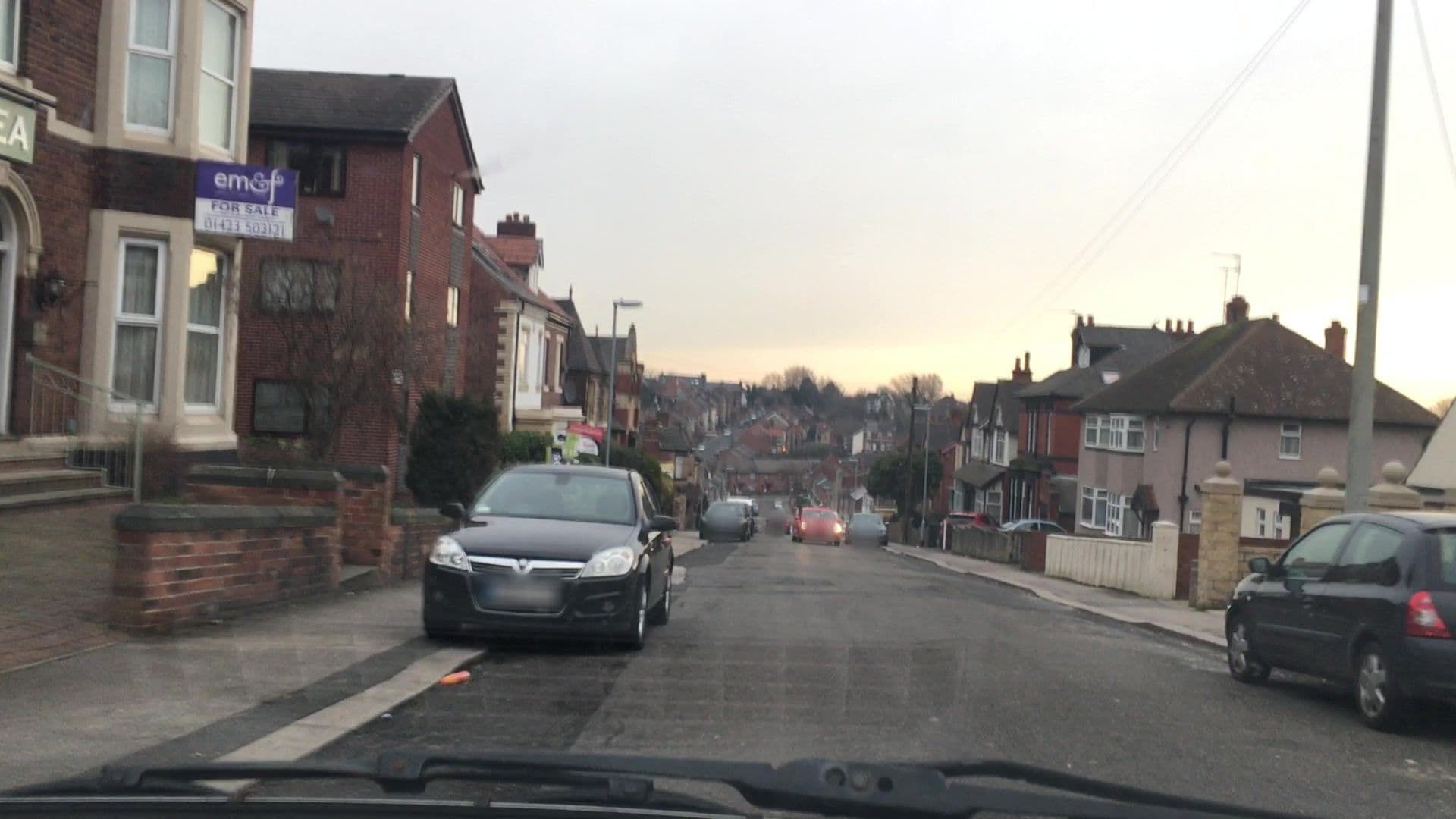 Street view near Fernlea Hotel, Rotherham — © lvl5 (CC BY-SA · Mapillary)