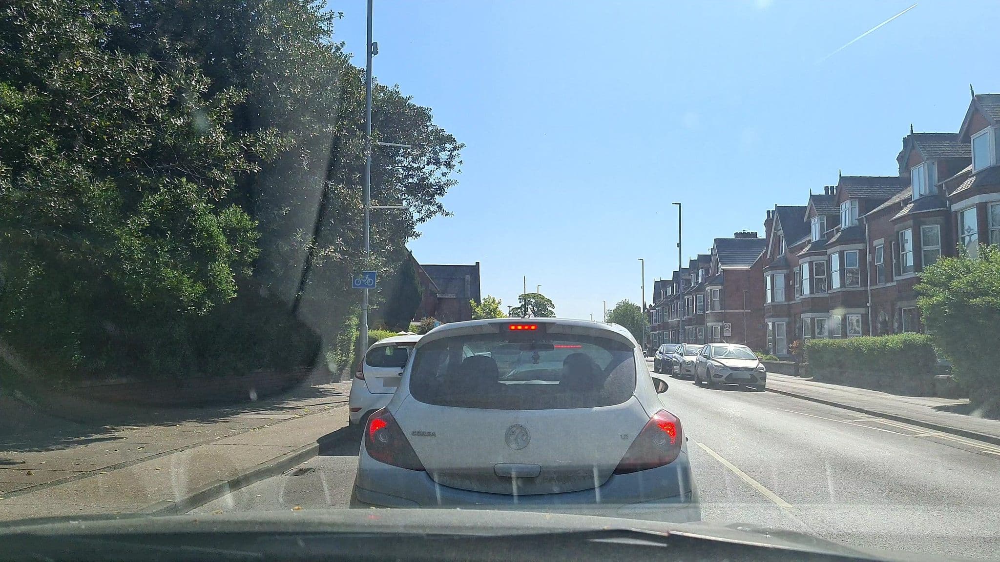 Street view near Clifton Hotel, Goole — © mappo2 (CC BY-SA · Mapillary)
