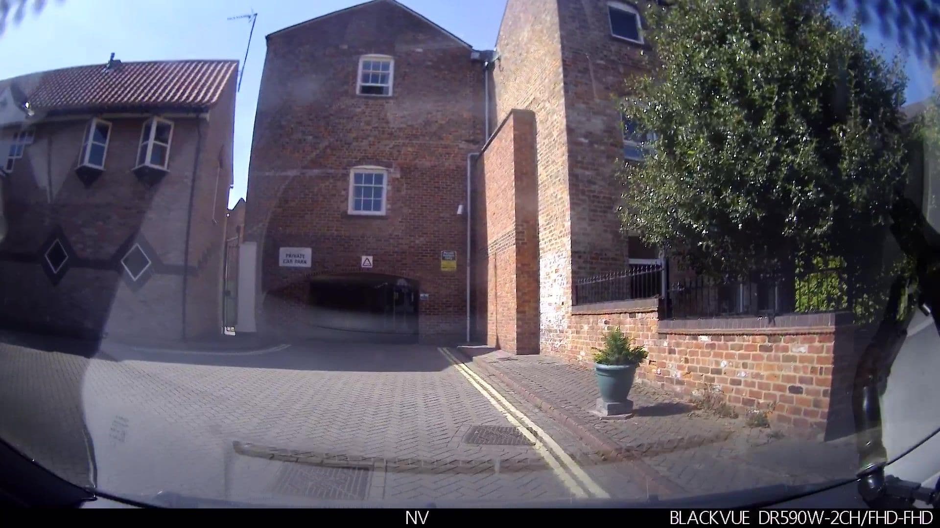 Street view near Hunter’s Retreat, York — © lamaar639 (CC BY-SA · Mapillary)