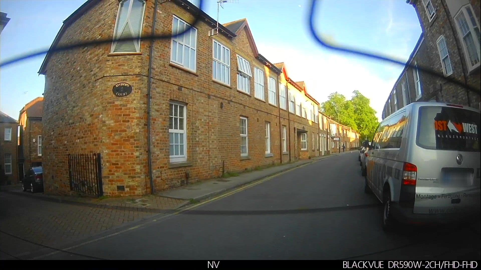 Street view near York Youth Hotel, York — © lamaar639 (CC BY-SA · Mapillary)