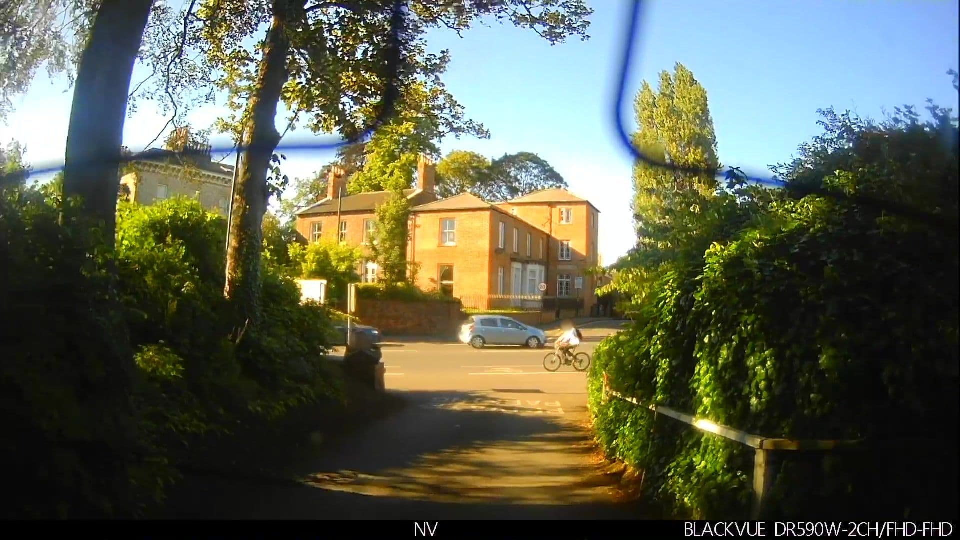 Street view near Lodge, York — © lamaar639 (CC BY-SA · Mapillary)