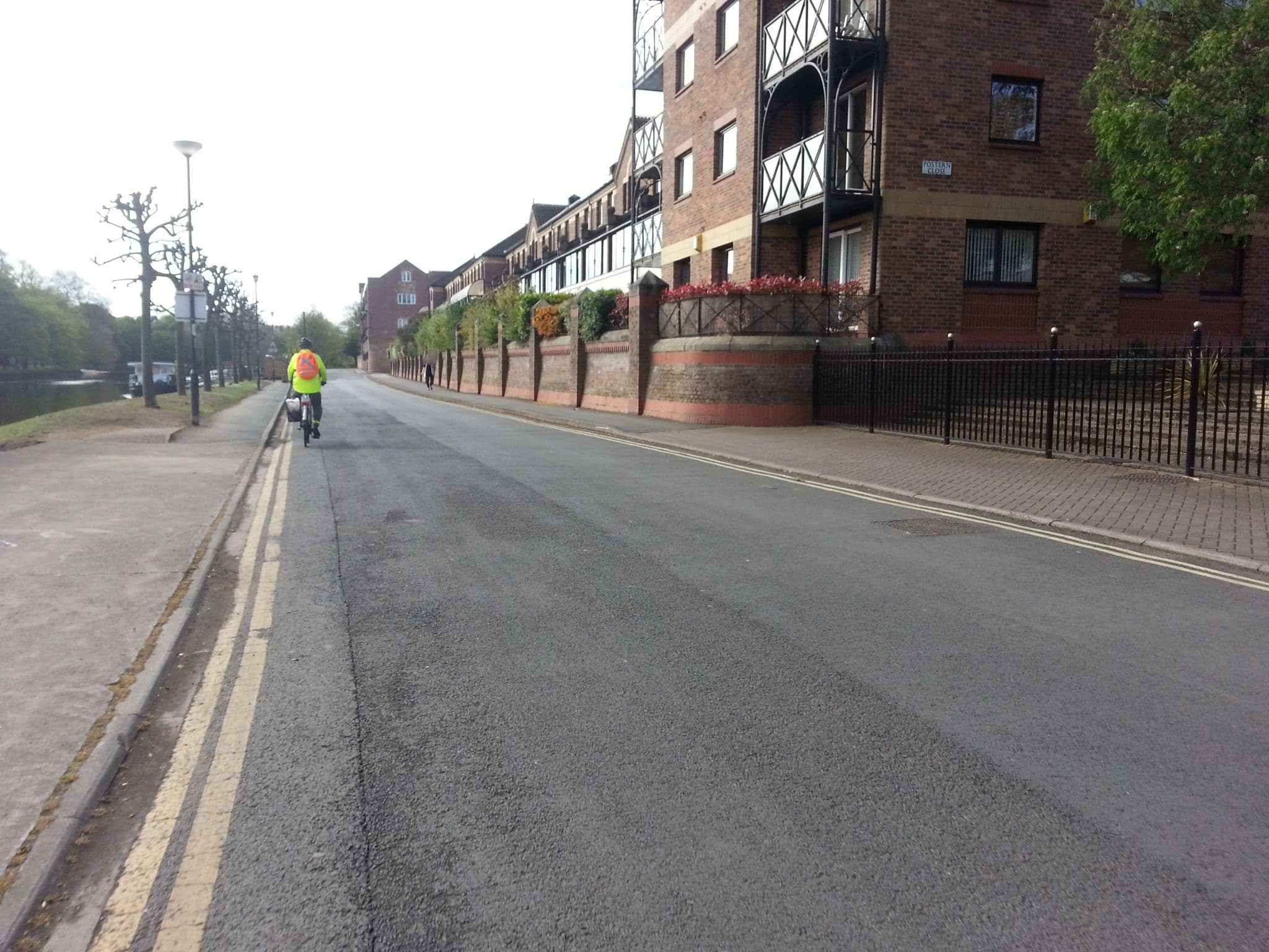 Street view near Bishopgate Pavilion, York — © choffee (CC BY-SA · Mapillary)