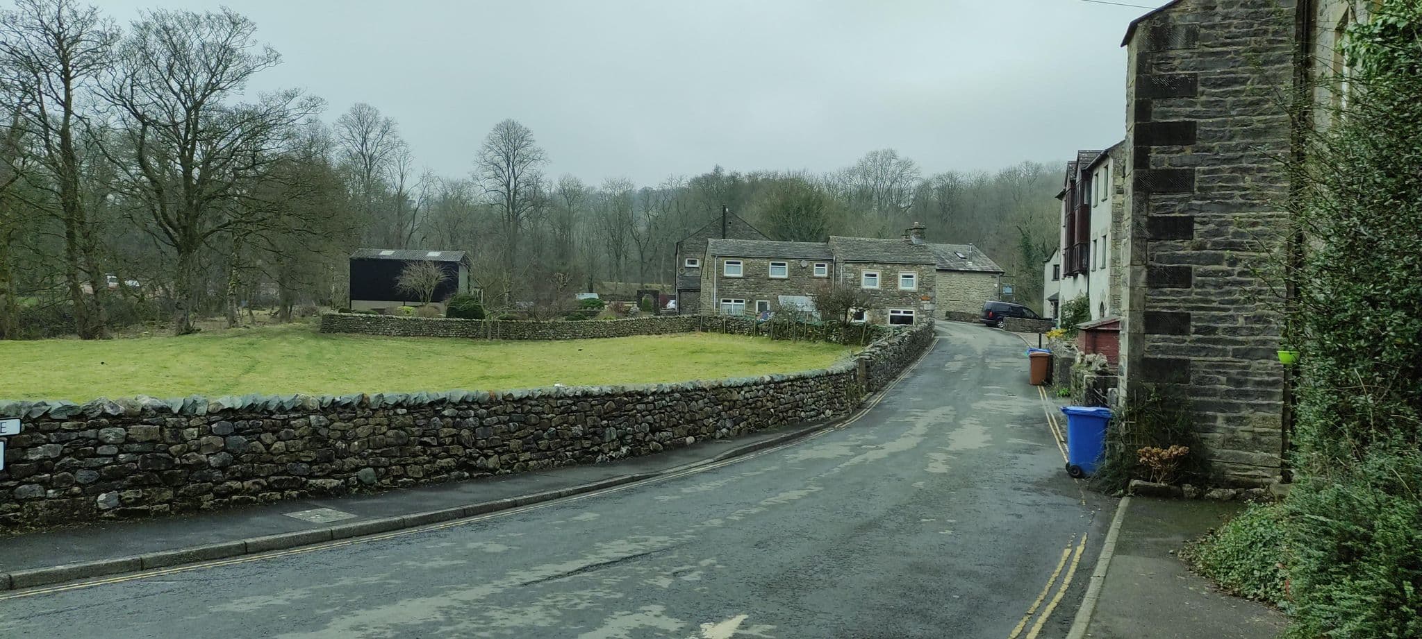 Street view near Bridge End Guest House, Ingleton — © jethro10 (CC BY-SA · Mapillary)