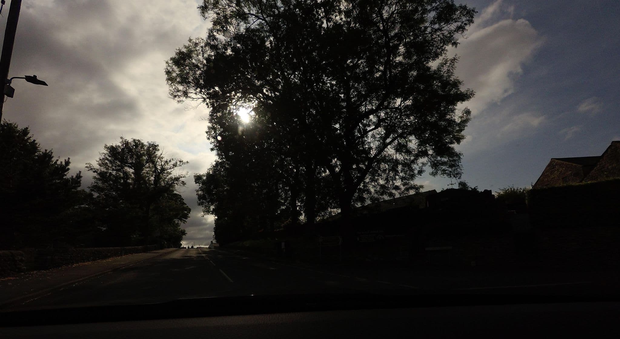 Street view near Valleymead, Settle — © tallguy (CC BY-SA · Mapillary)