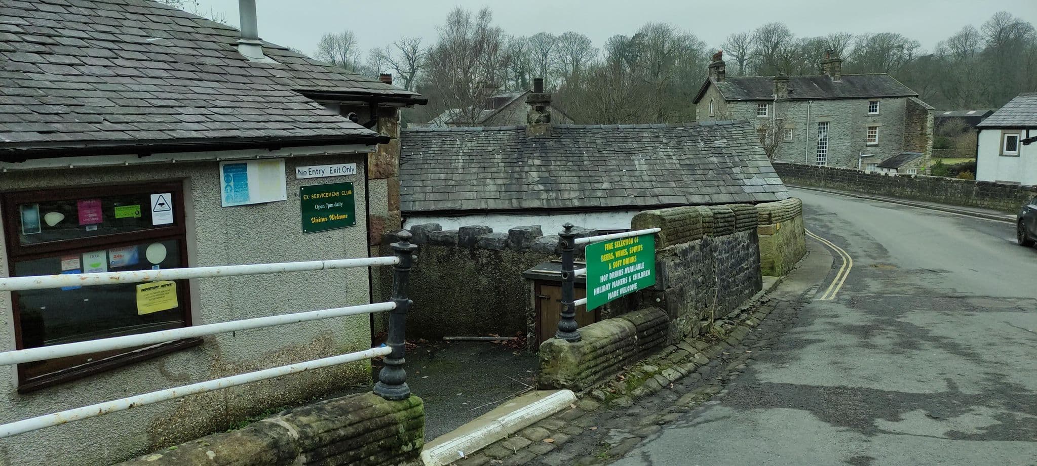 Street view near Gatehouse Farm, Ingleton — © jethro10 (CC BY-SA · Mapillary)
