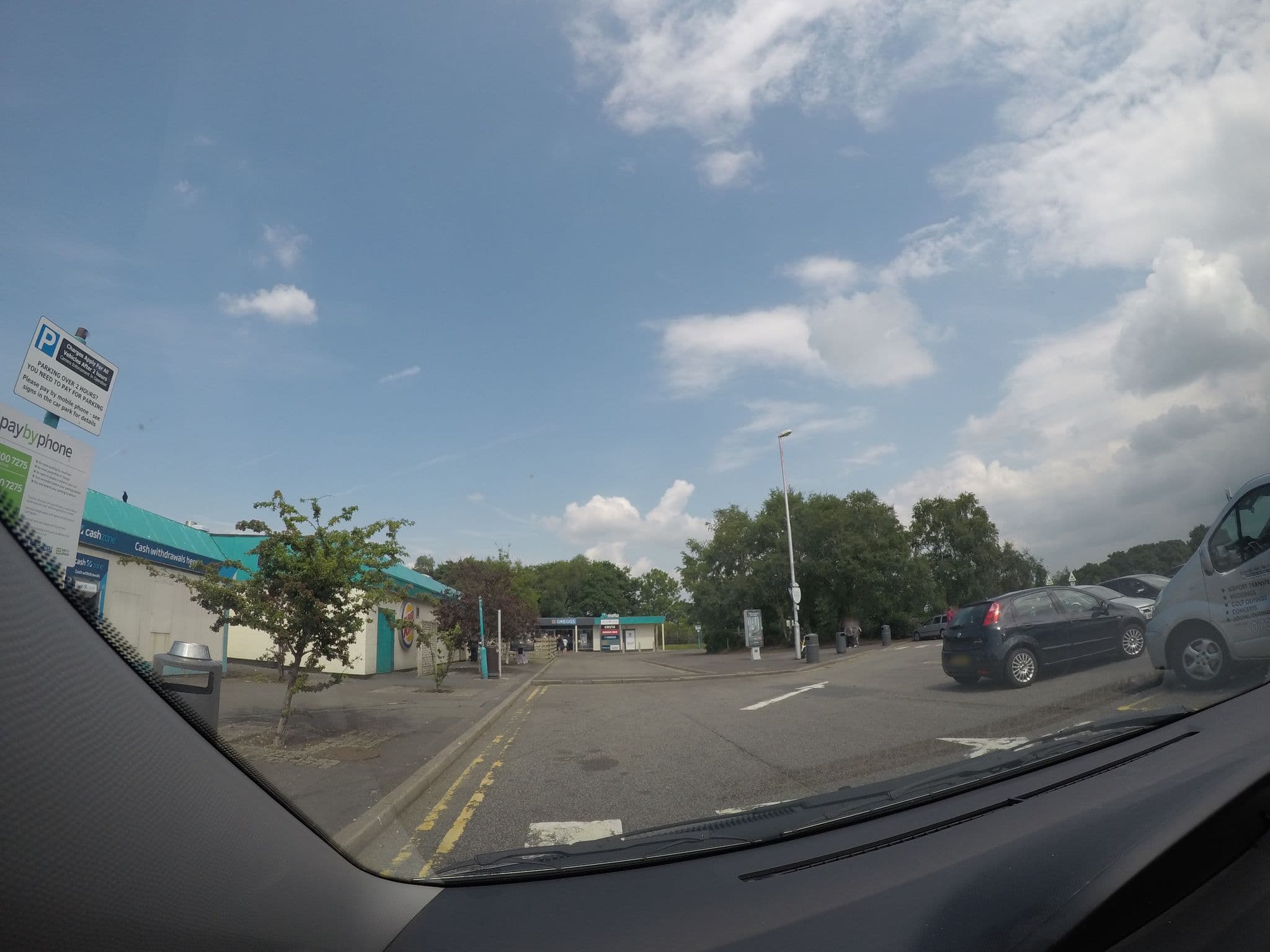 Street view near Granada Lodge, Dalston — © lamaar639 (CC BY-SA · Mapillary)