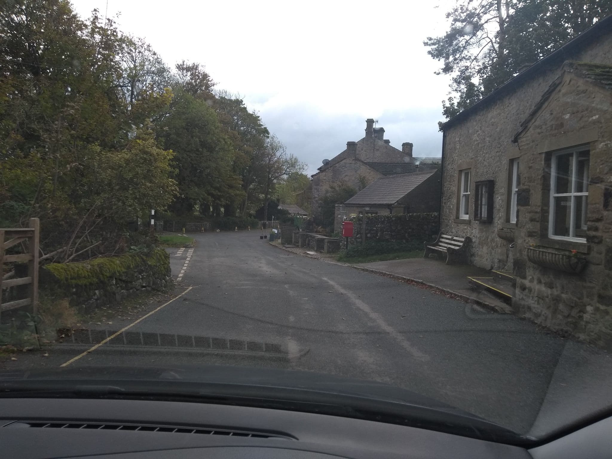 Street view near Eastwood House, Hellifield — © rob (CC BY-SA · Mapillary)