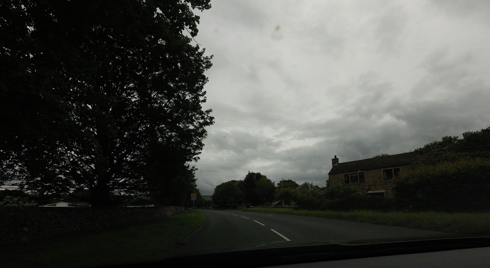 Street view near Accommodation Windermere, Grassington — © tallguy (CC BY-SA · Mapillary)