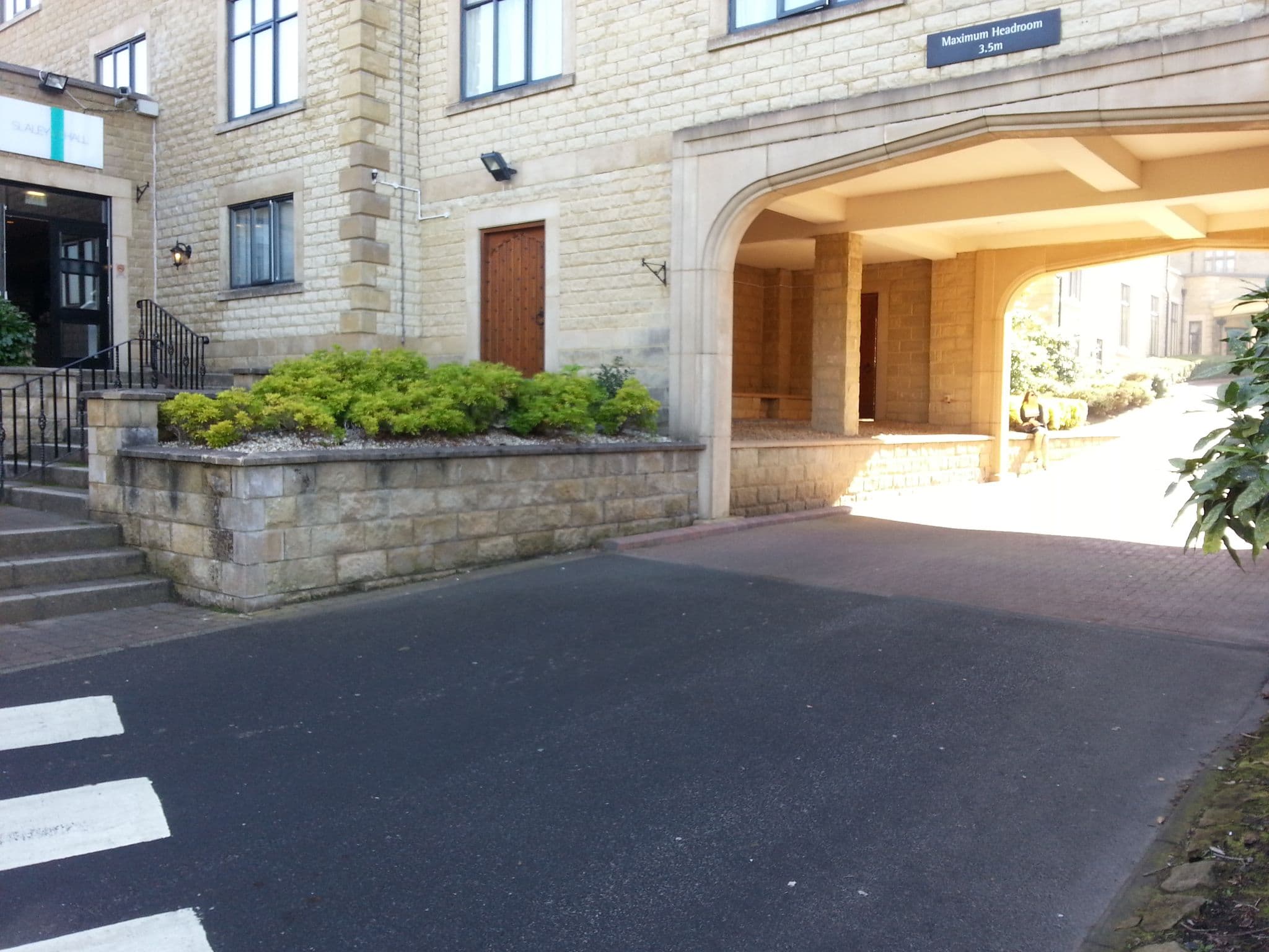 Street view near Swimming Pool, Corbridge — © smoe (CC BY-SA · Mapillary)