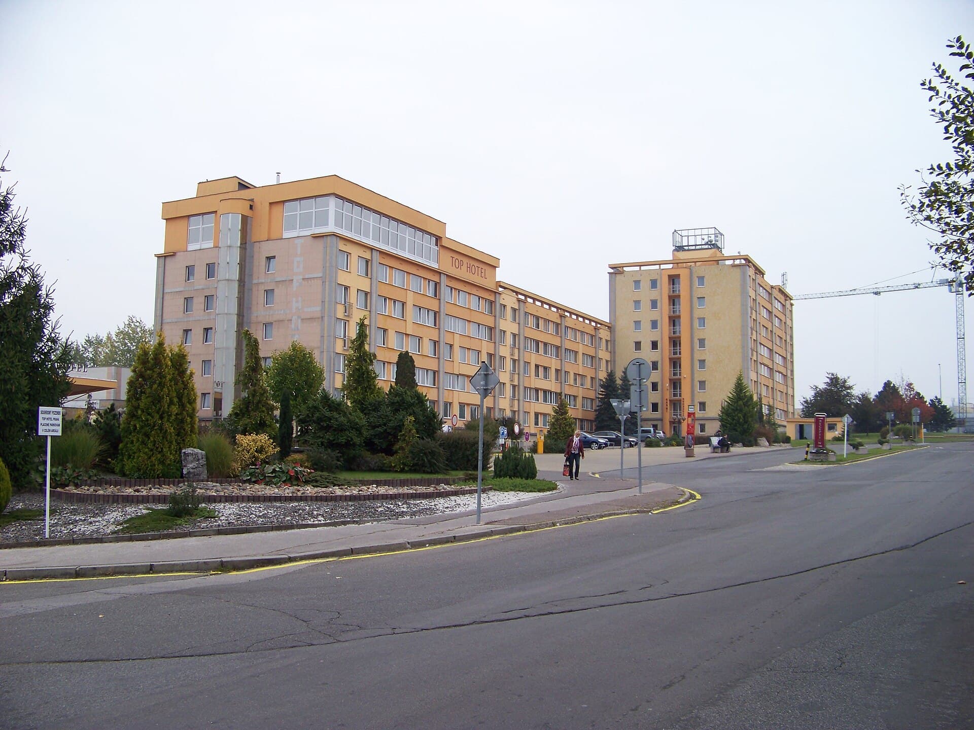 TOP HOTEL Praha (via Wikimedia Commons, CC BY-SA 3.0)