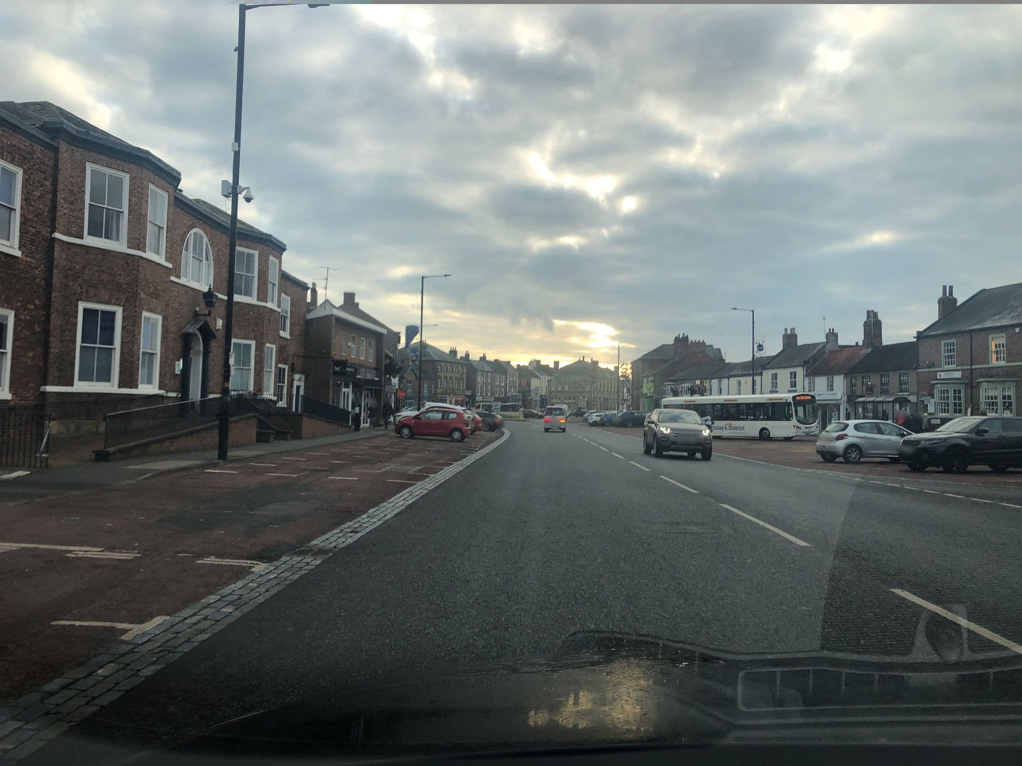 Street view near Porch House, Northallerton, Northallerton — © locator (CC BY-SA · Mapillary)