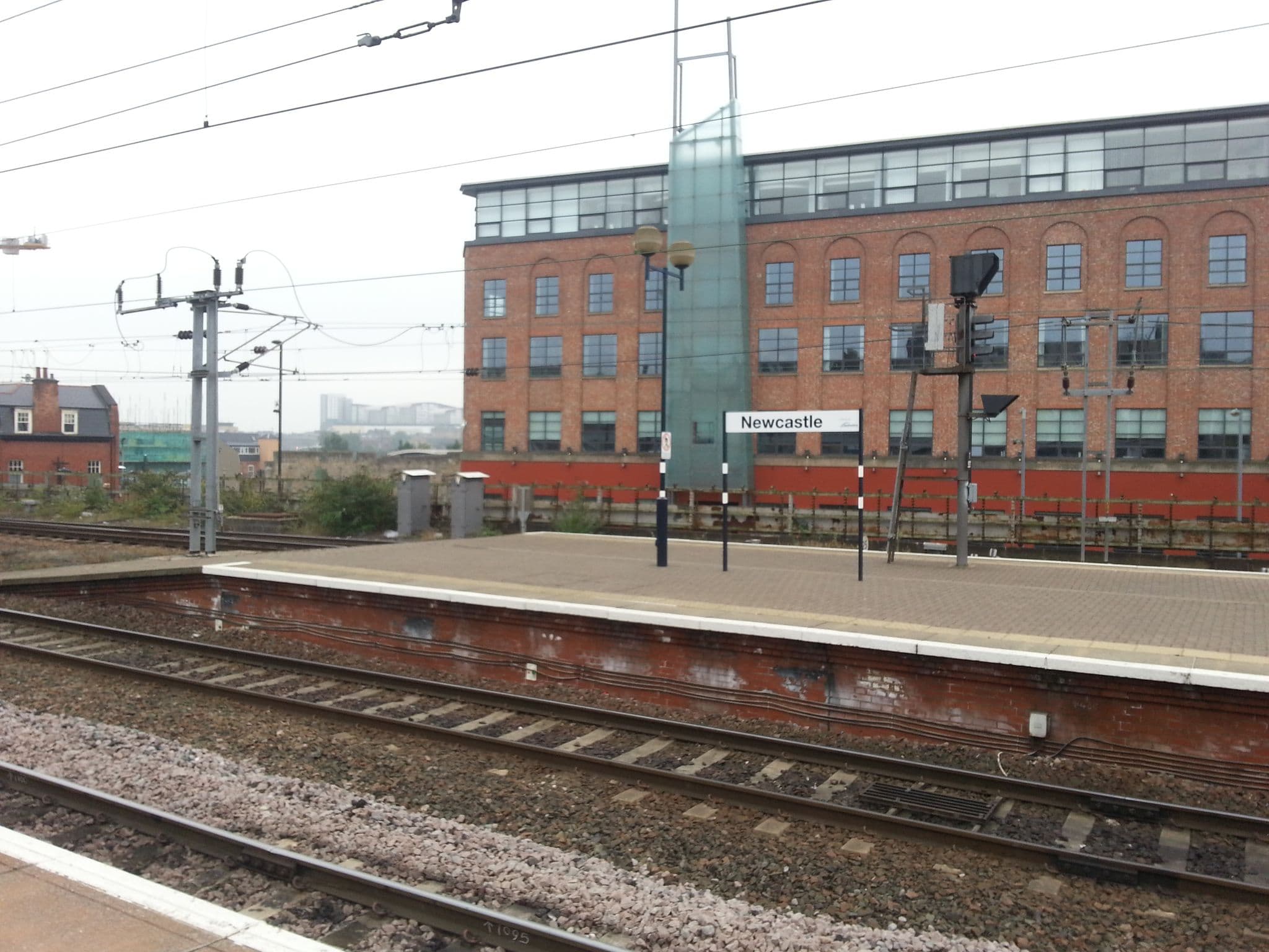 Street view near Mount House Hotel, Newcastle upon Tyne — © smoe (CC BY-SA · Mapillary)