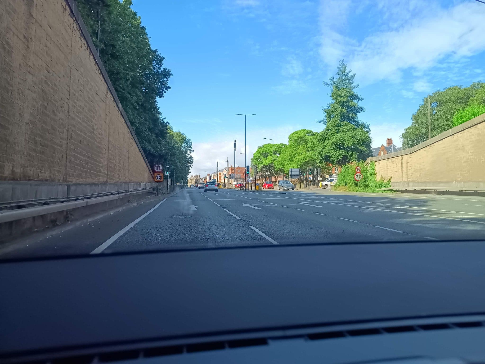 Street view near The Rosebury Hotel, Gosforth — © zuse (CC BY-SA · Mapillary)