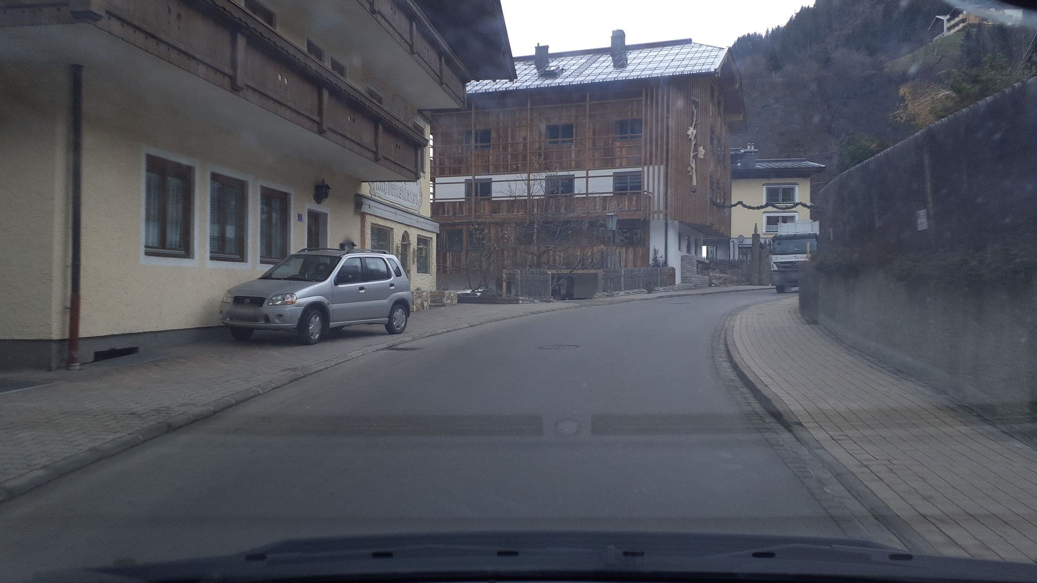 Street view near Gästehaus Annelies, Grossarl — © brokuli86 (CC BY-SA · Mapillary)