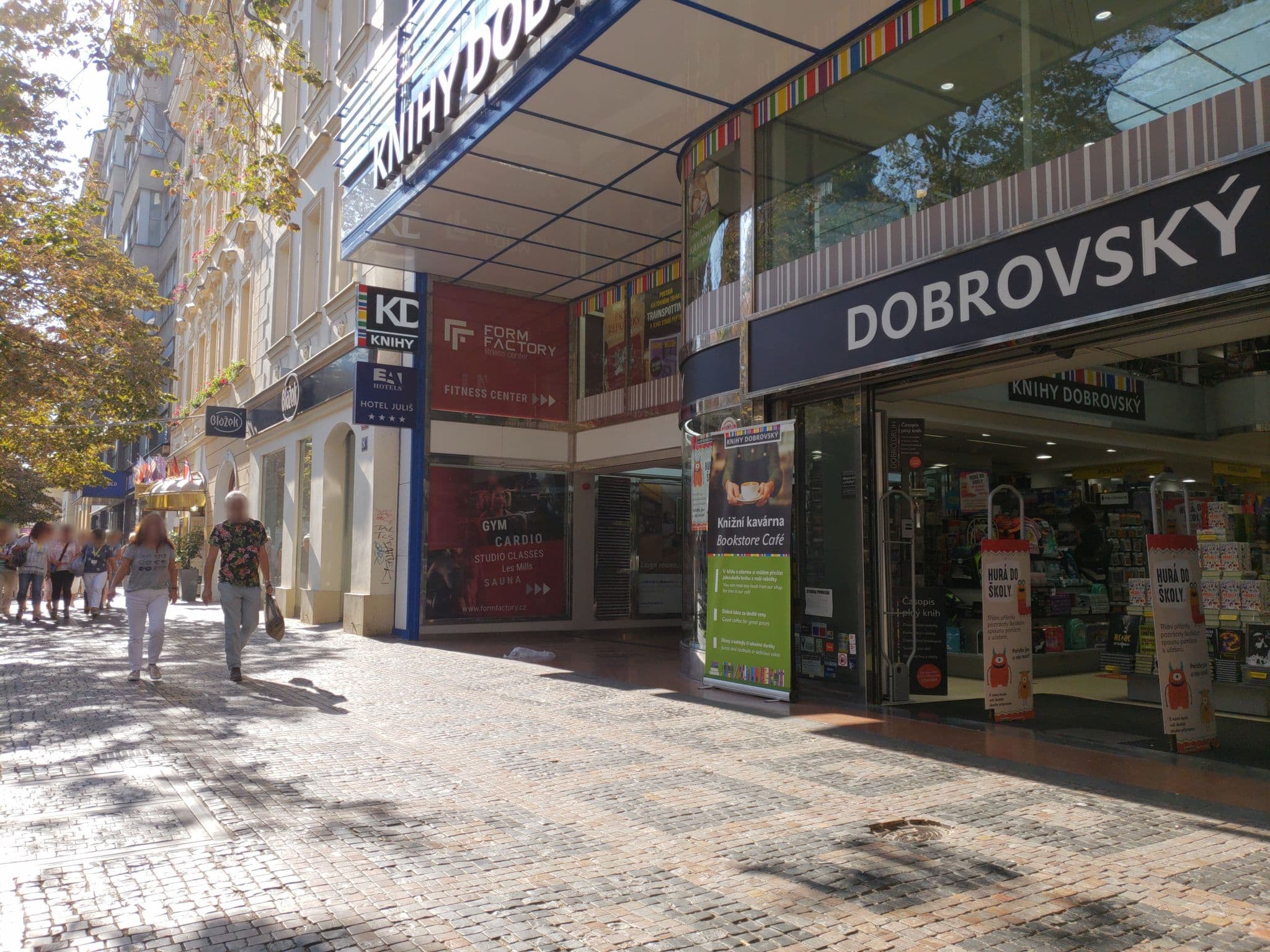 Street view near Pytloun, Nové Město