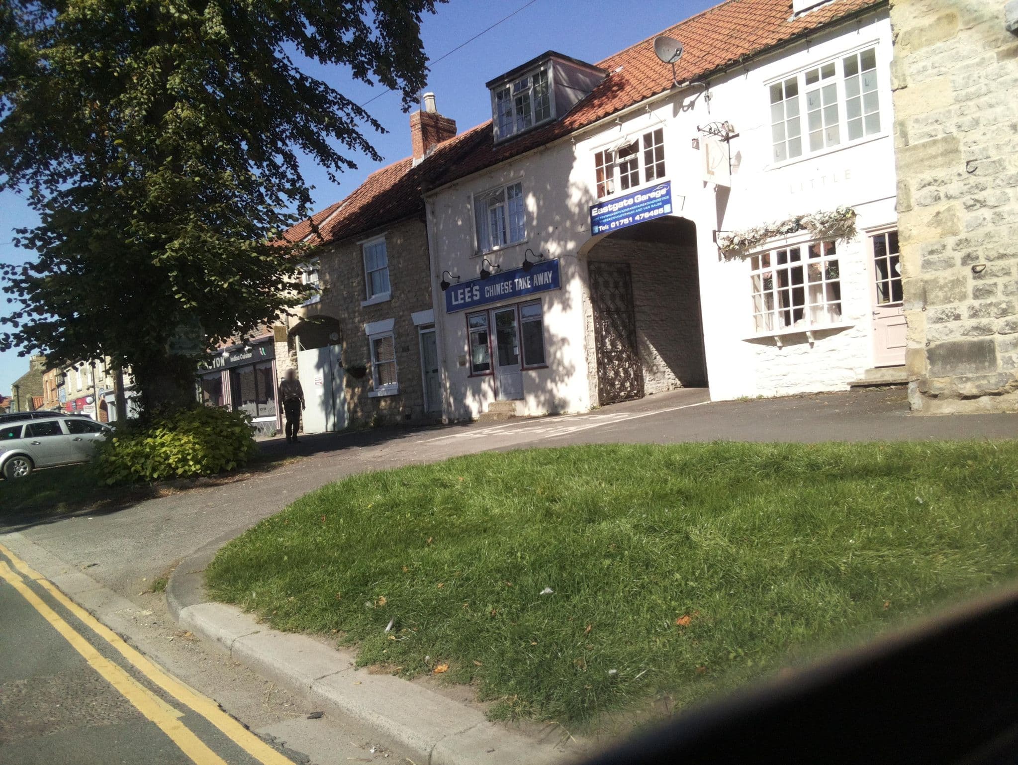 Street view near Cherry Tree Cottage, Pickering — © southglos (CC BY-SA · Mapillary)