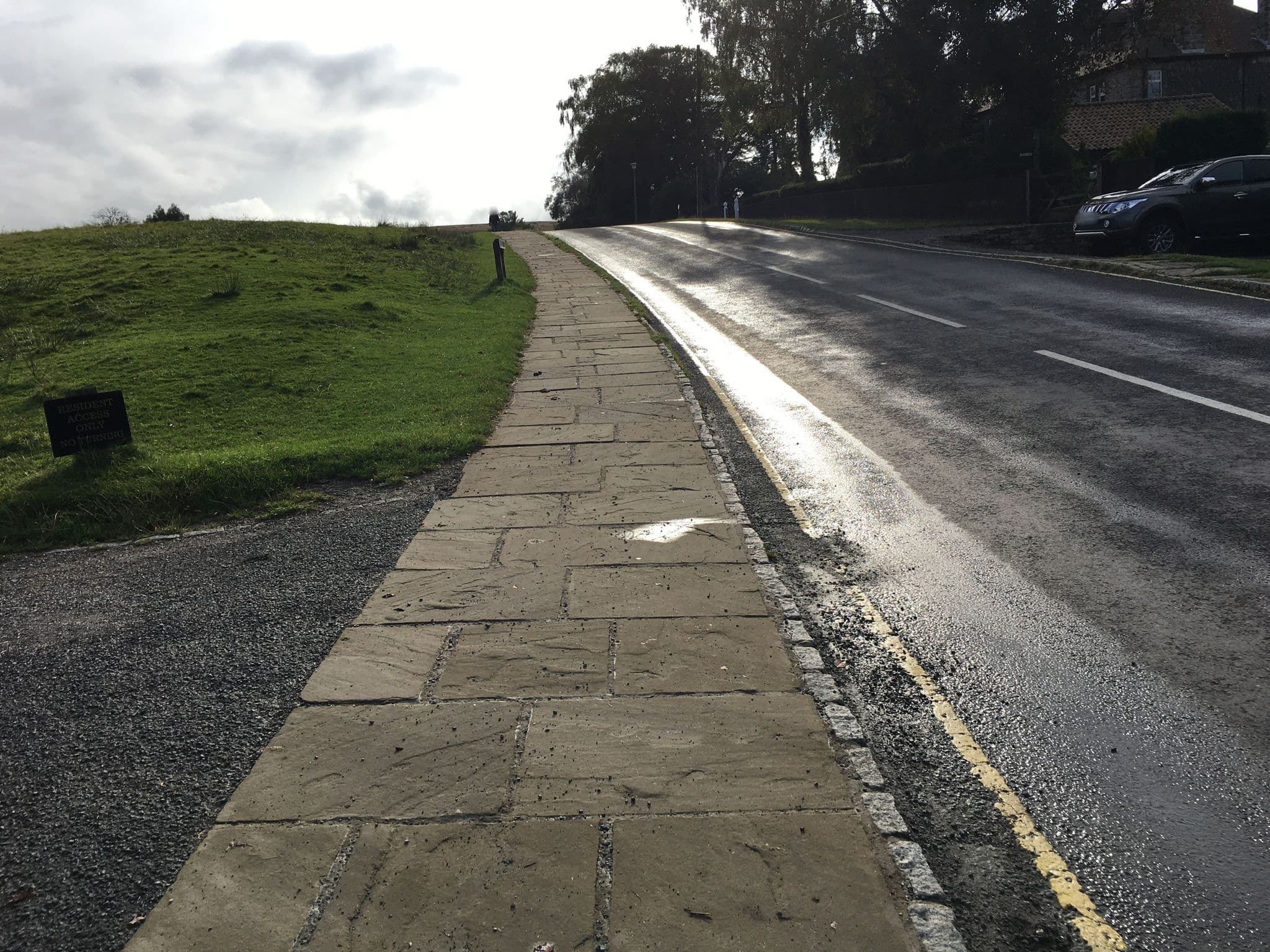 Street view near Mulgrave Cottage, Sleights — © gness (CC BY-SA · Mapillary)