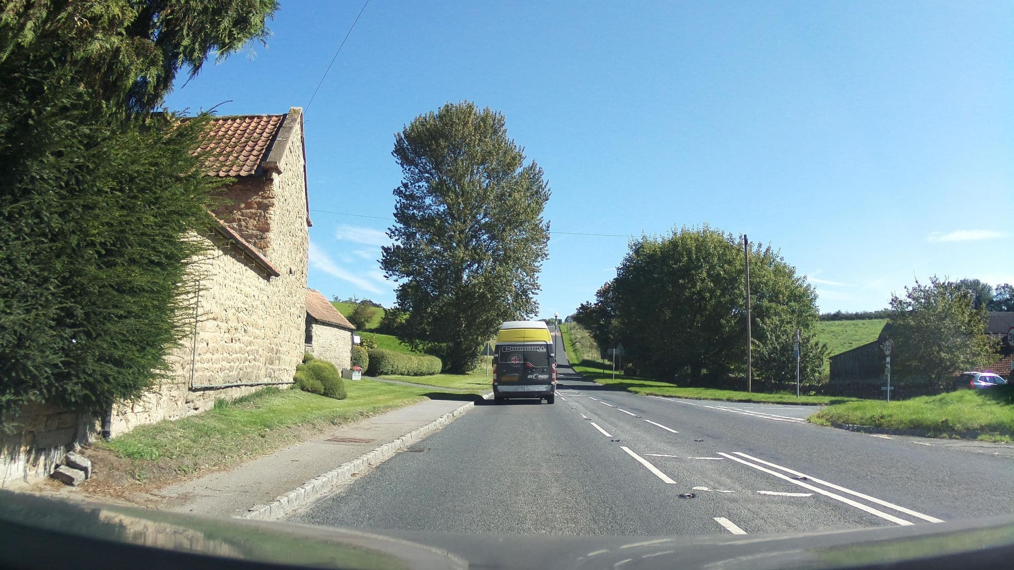 Street view near Cliff House Country Cottages, Thornton Dale — © southglos (CC BY-SA · Mapillary)
