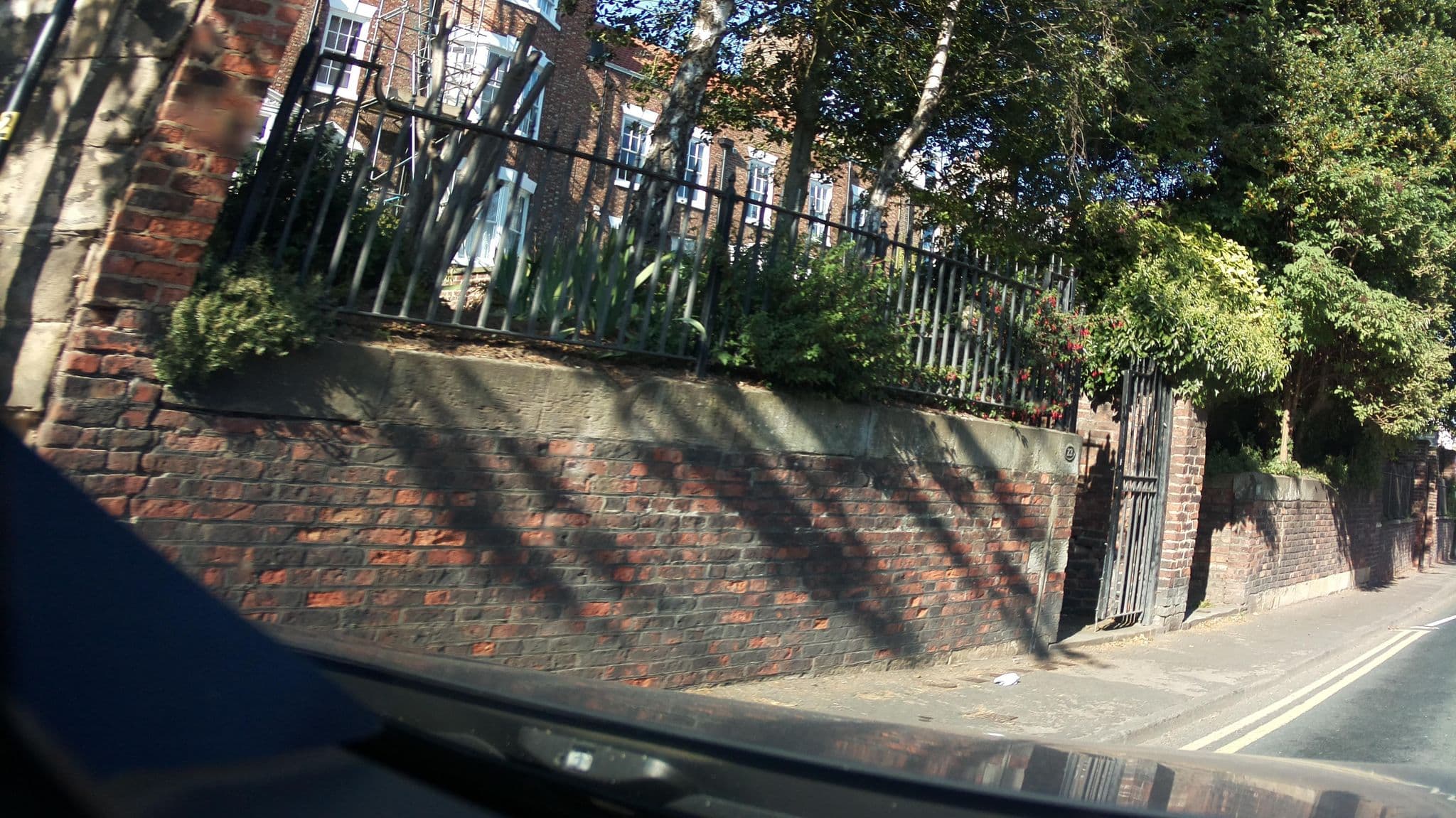 Street view near Whitby Holiday Rentals, Whitby — © southglos (CC BY-SA · Mapillary)